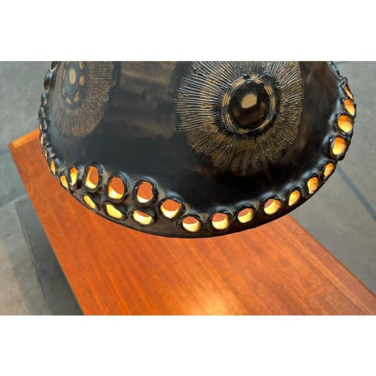 Lampada a sospensione dello Studio Pottery danese brutalista di metà secolo di Bjørn Keramik, anni '60 in vendita 2