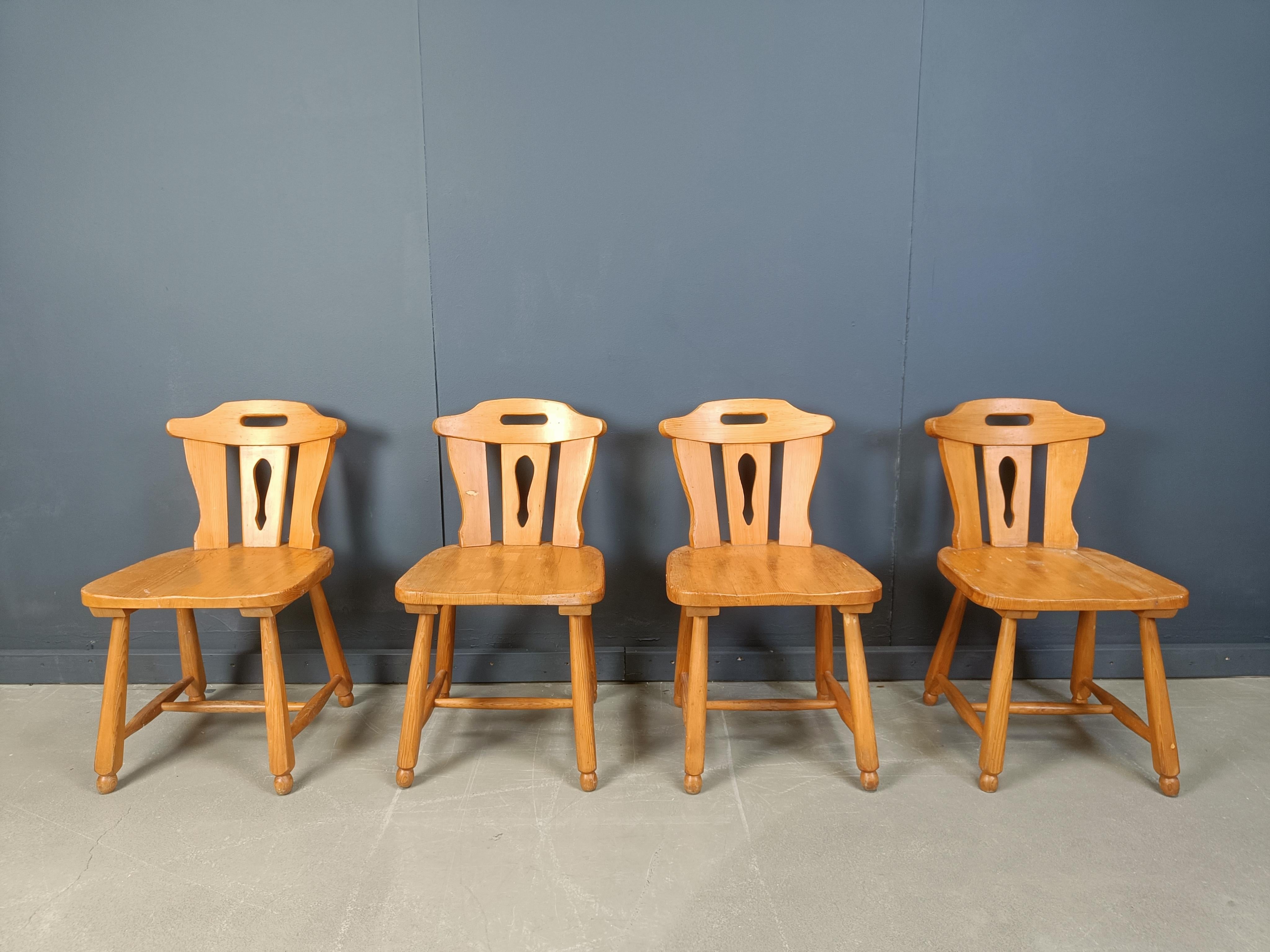 Chaises de salle à manger brutalistes du milieu du siècle, 1960, ensemble de 4 en vente 3