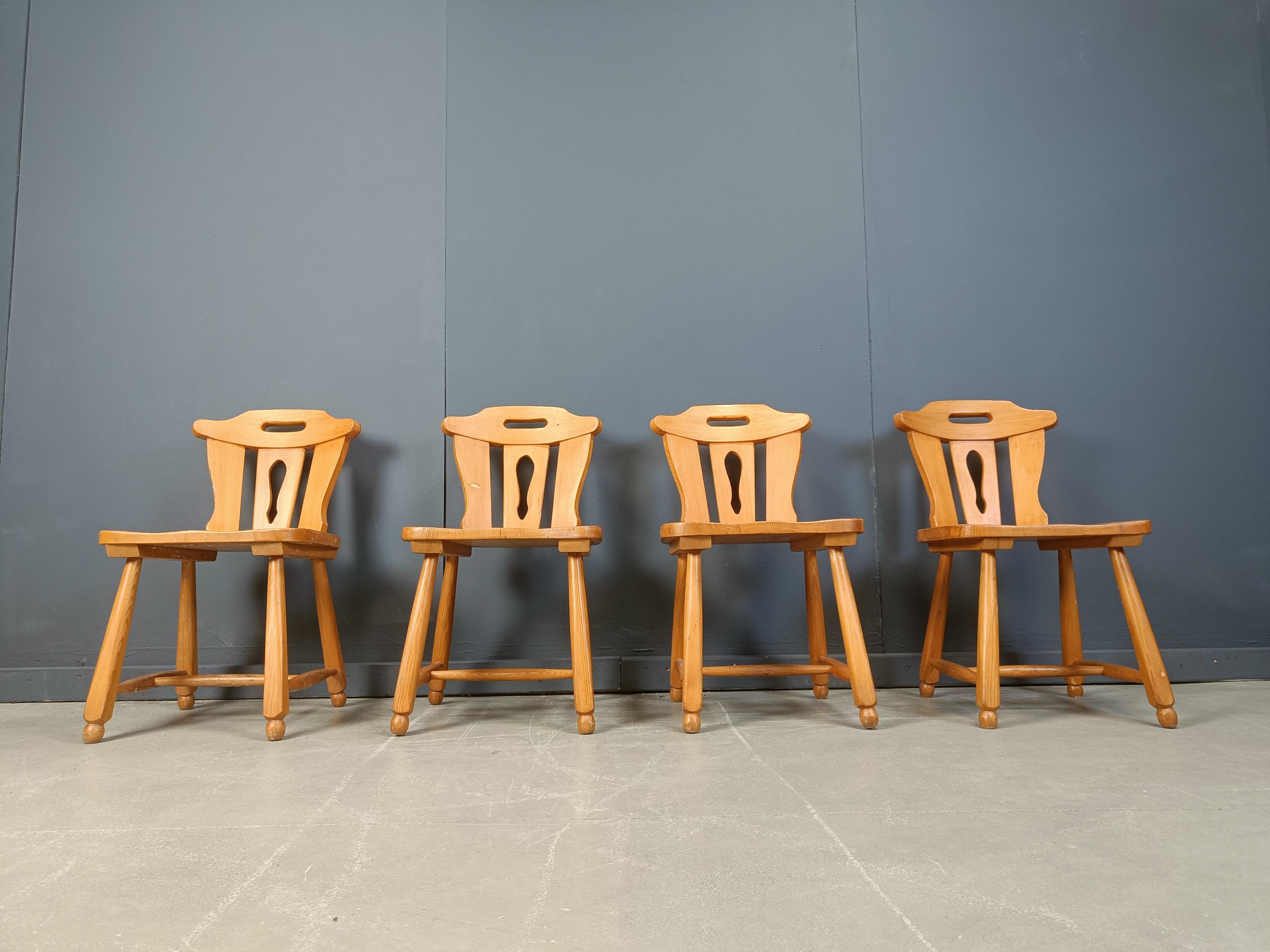 Chaises de salle à manger brutalistes du milieu du siècle, 1960, ensemble de 4 en vente 2