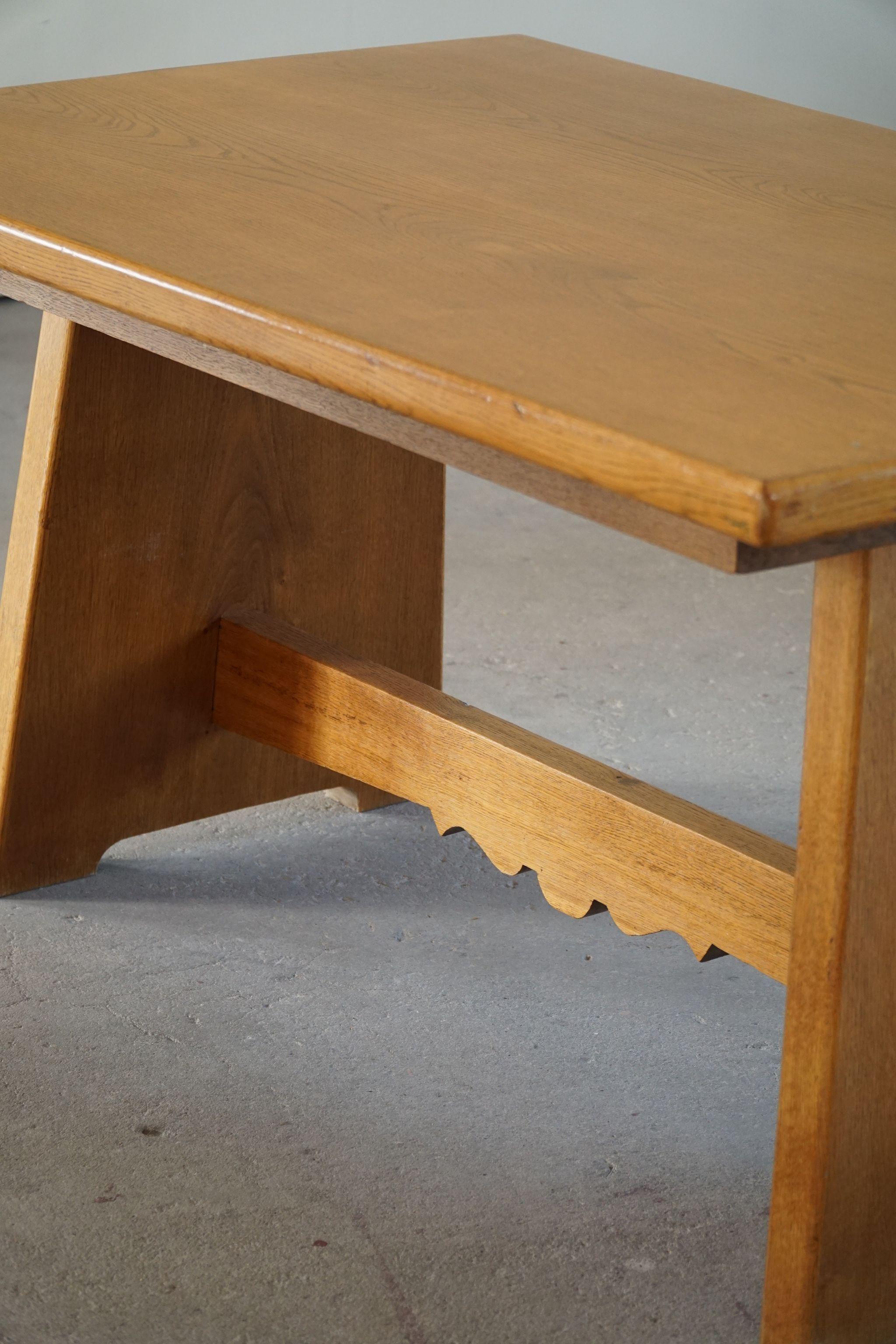 Mid Century, Brutalist Dining Table, Made in Oak, Danish Cabinetmaker, 1950s For Sale 9
