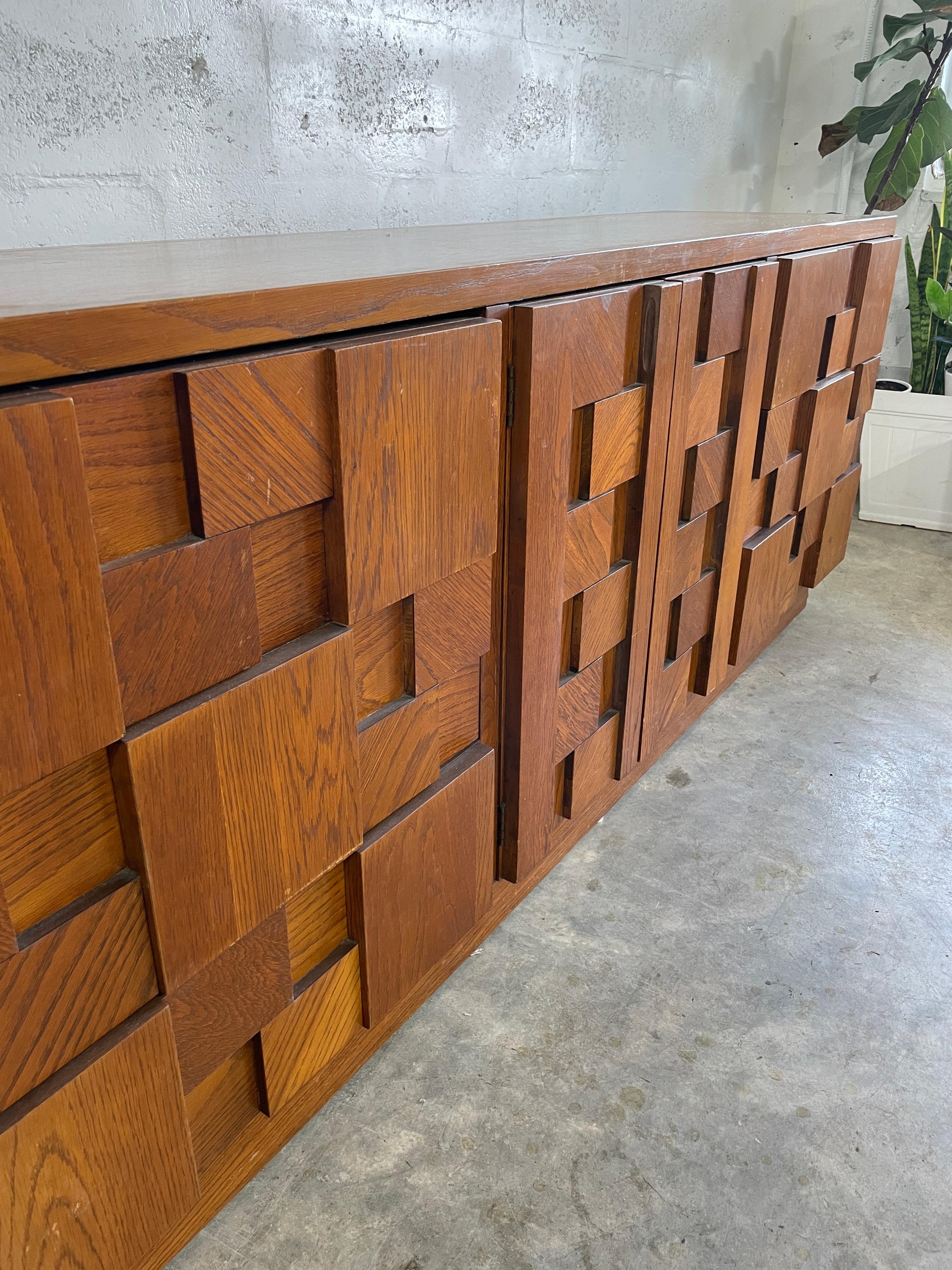 Lane Stacatto Brutalist Mid Century Walnut Lowboy Dresser. Drawers behind doors.
