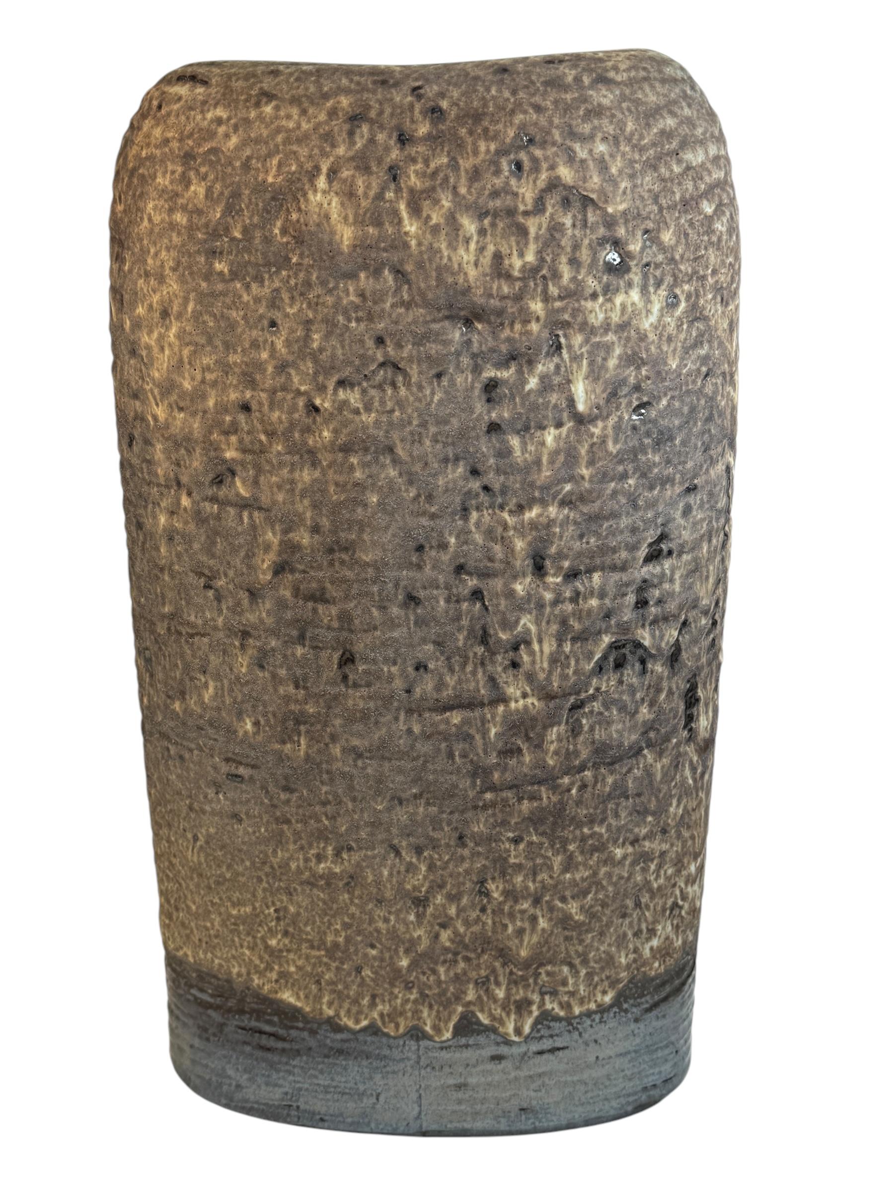 Brutalistische Fat Lava 1970er Carstens Boutique-Vase von Christmann, Mid-Century Brutalistische Fat Lava (Moderne der Mitte des Jahrhunderts) im Angebot