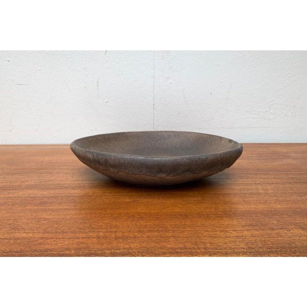 Brutalistische fette Lavaschale von WGP West German Pottery aus der Jahrhundertmitte, 1960er Jahre im Zustand „Hervorragend“ im Angebot in Hamburg, DE