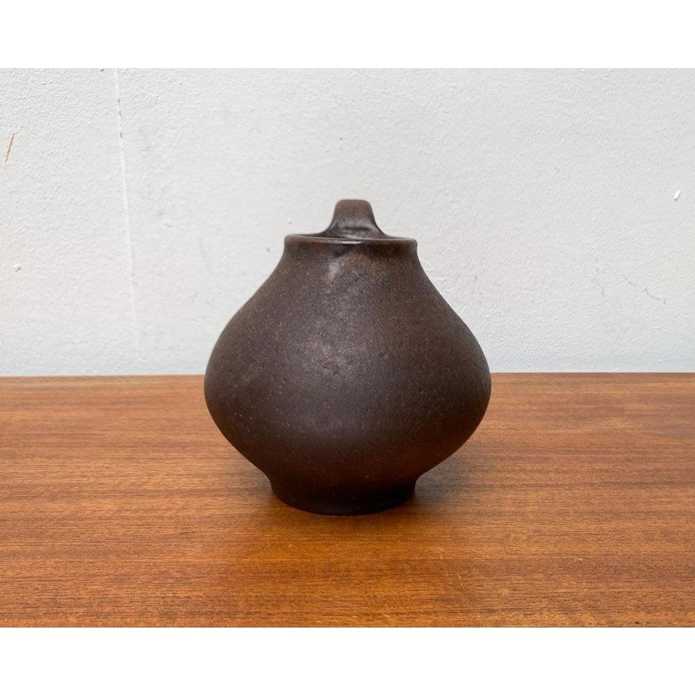 Brutalismo Vasi a caraffa tedeschi brutalisti di metà secolo di Hartwig Heyne Pottery, anni '60 in vendita