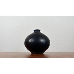 Brutalistische deutsche Studio-Keramikvase aus der Mitte des Jahrhunderts von Gerhard Liebenthron, 1960er Jahre