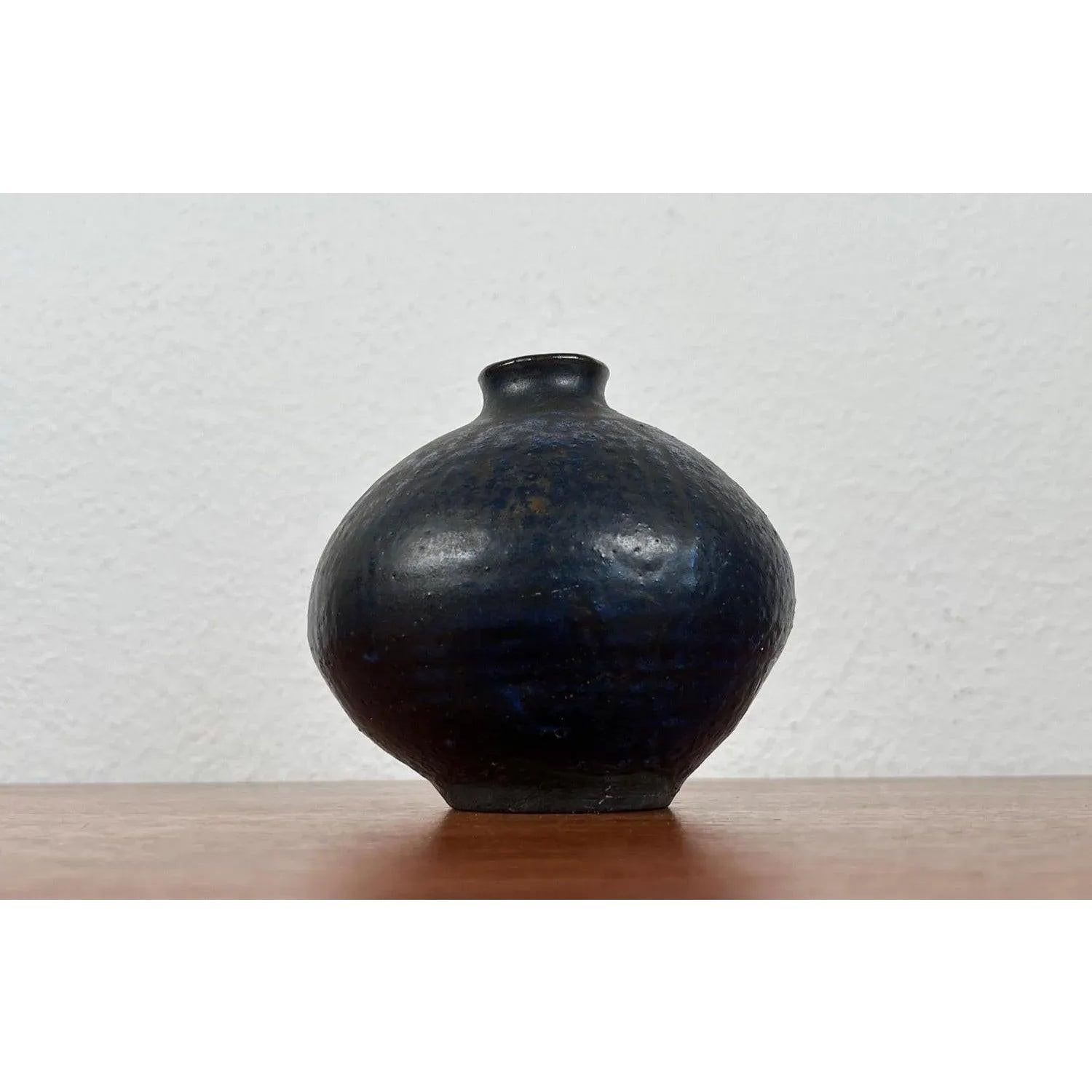 Mid-Century Brutalist German Studio Pottery Vase by Gerhard Liebenthron, 1960s For Sale 3