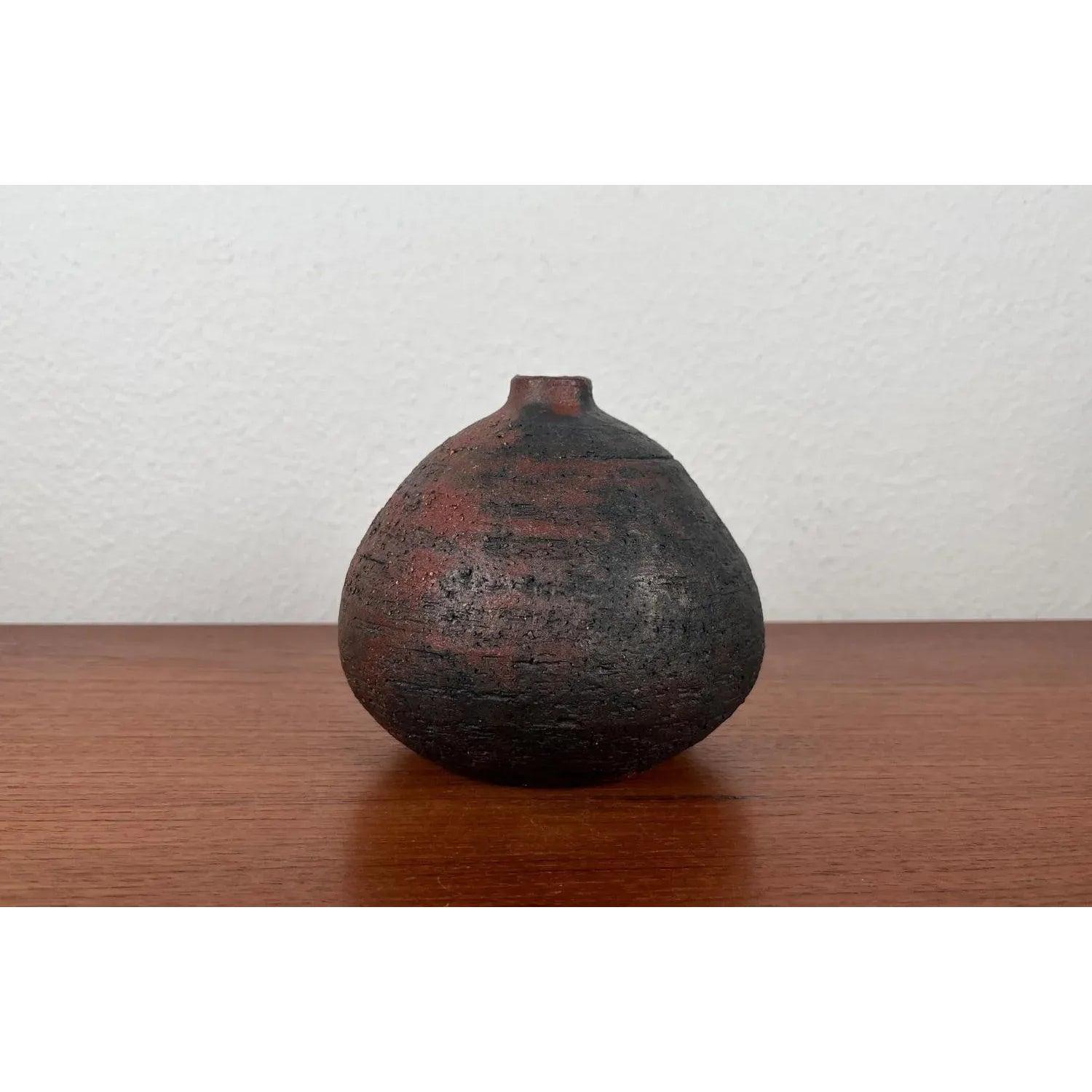 Mid-Century Brutalist German Studio Pottery Vase by Gerhard Liebenthron, 1972 For Sale 2