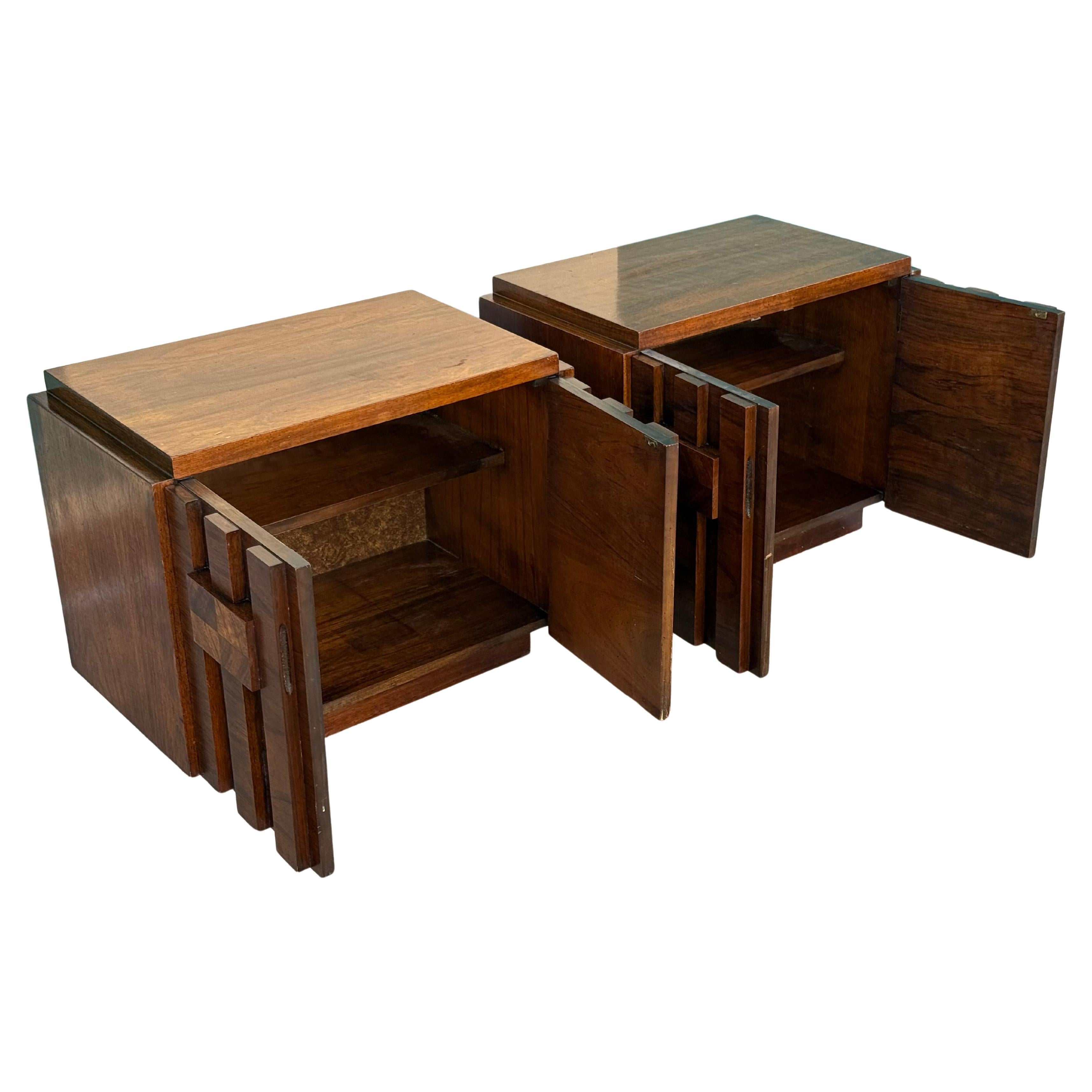 Américain Tables de nuit Brutalist Lane Staccato du milieu du siècle Paul Evans 1970 en vente