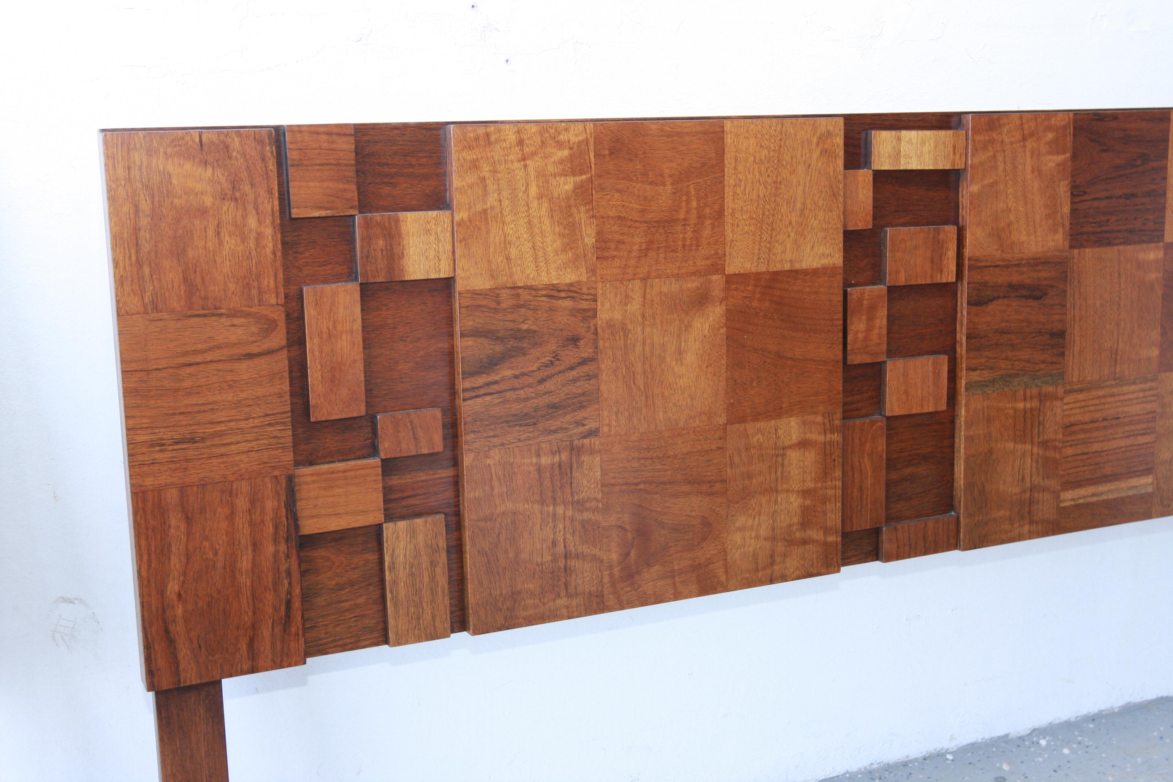 Mid-Century Brutalist Lane Staccato Walnut King Headboard In Good Condition For Sale In Las Vegas, NV