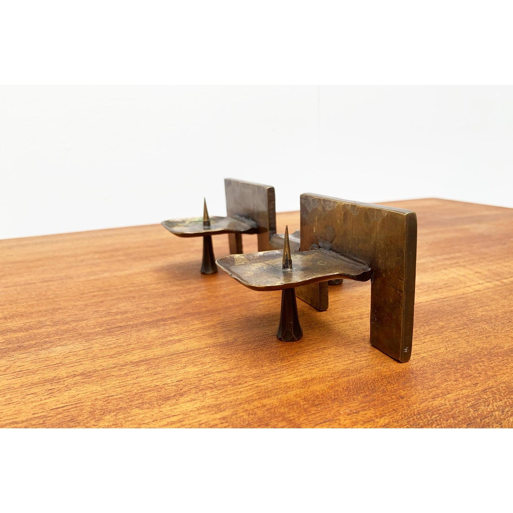 Brutalistischer Metall-Kerzenhalter aus der Jahrhundertmitte, 1960er Jahre (20. Jahrhundert) im Angebot