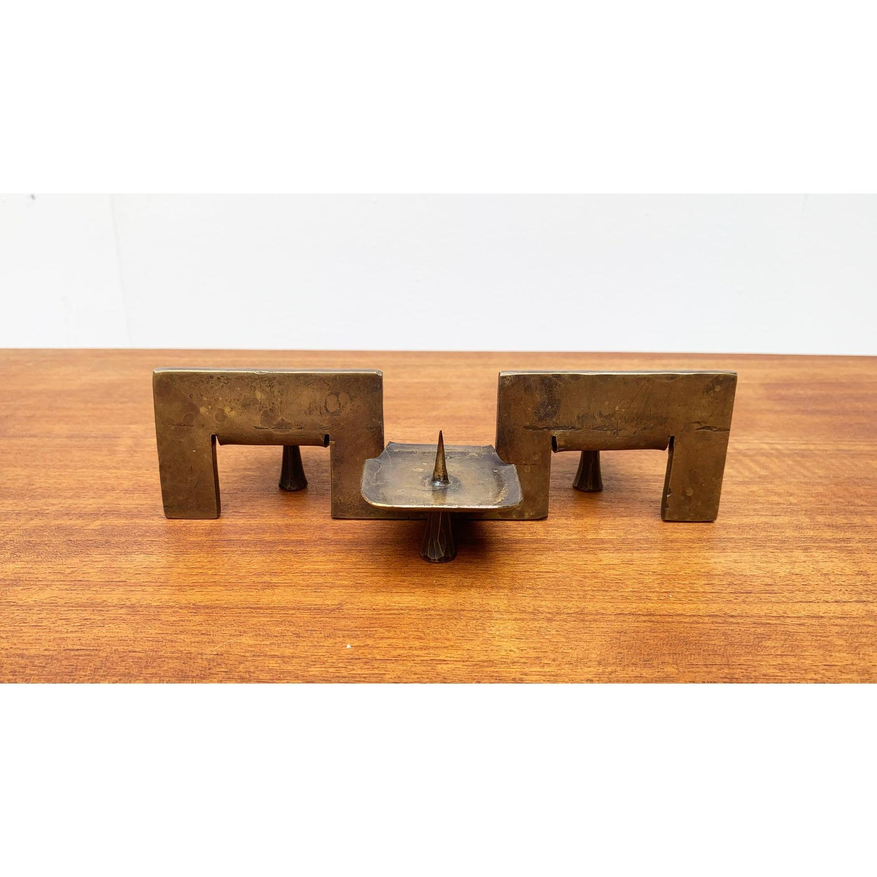 Brutalistischer Metall-Kerzenhalter aus der Jahrhundertmitte, 1960er Jahre im Angebot 2