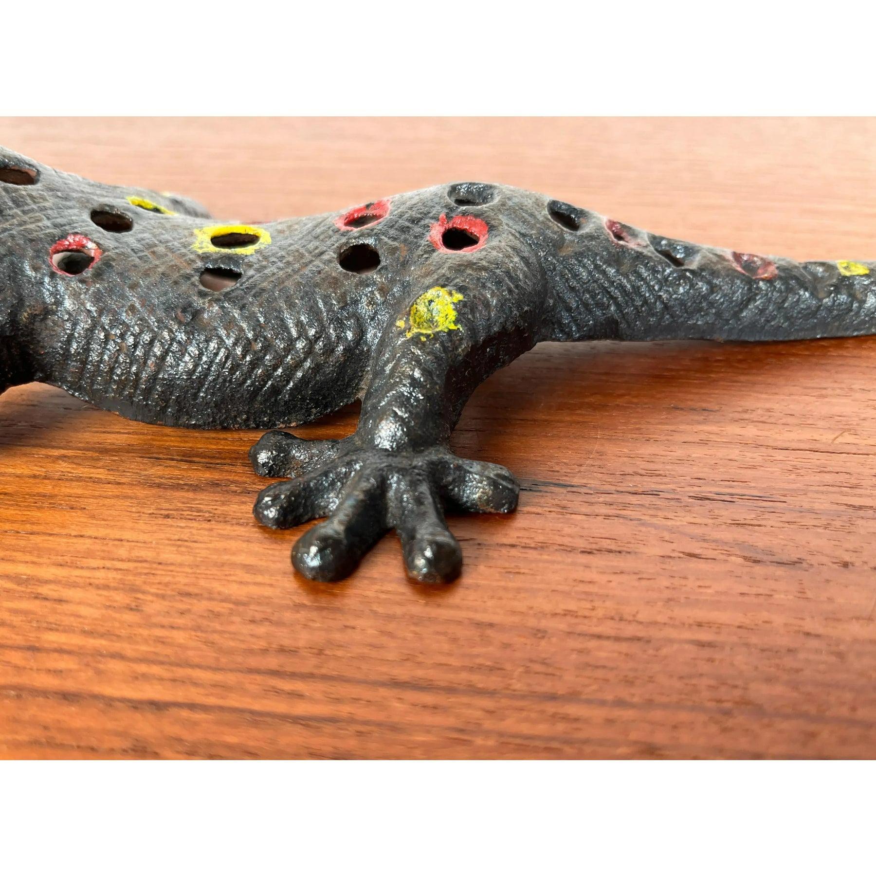 20th Century Mid-Century Brutalist Metal Gecco Figurine, 1960s For Sale