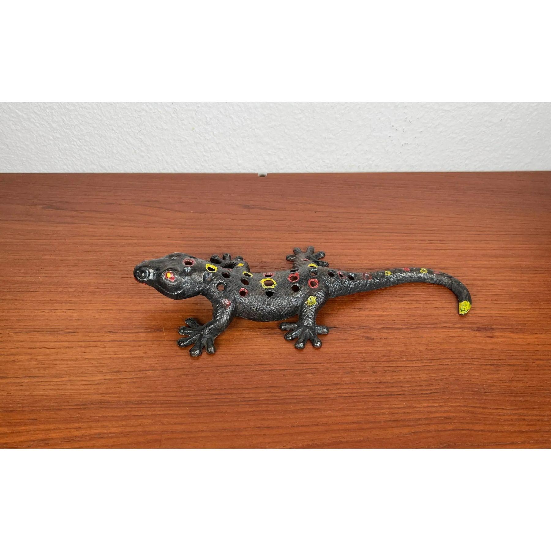Mid-Century Brutalist Metal Gecco Figurine, 1960s For Sale 3