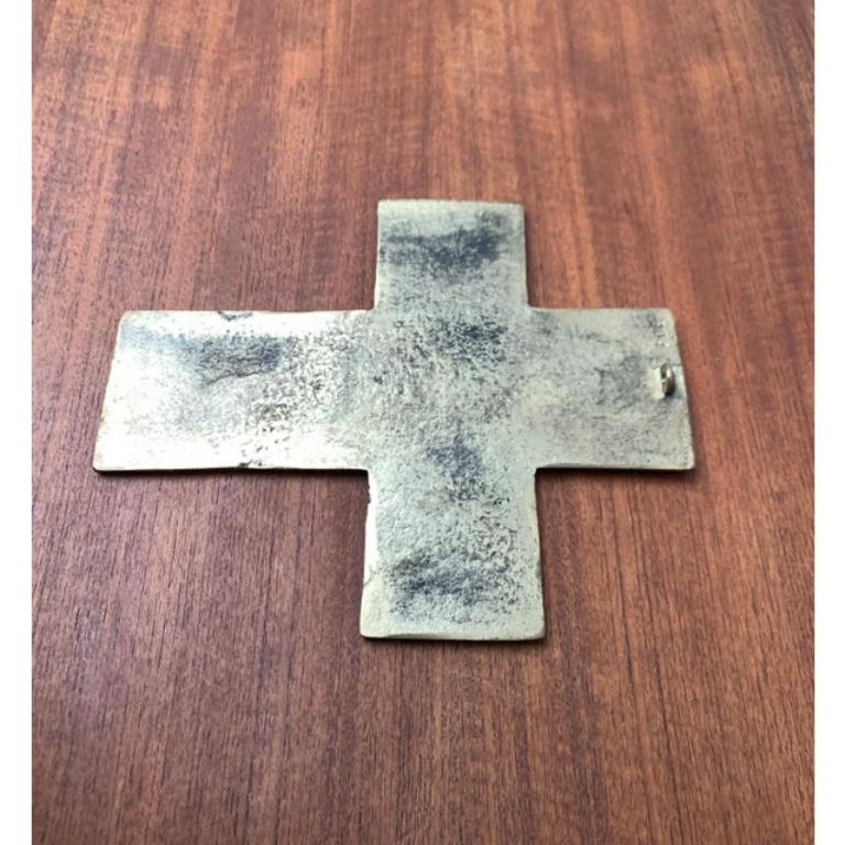 Escultura Brutalista de mediados de siglo en forma de cruz de metal Sakral, años 60 en venta 2