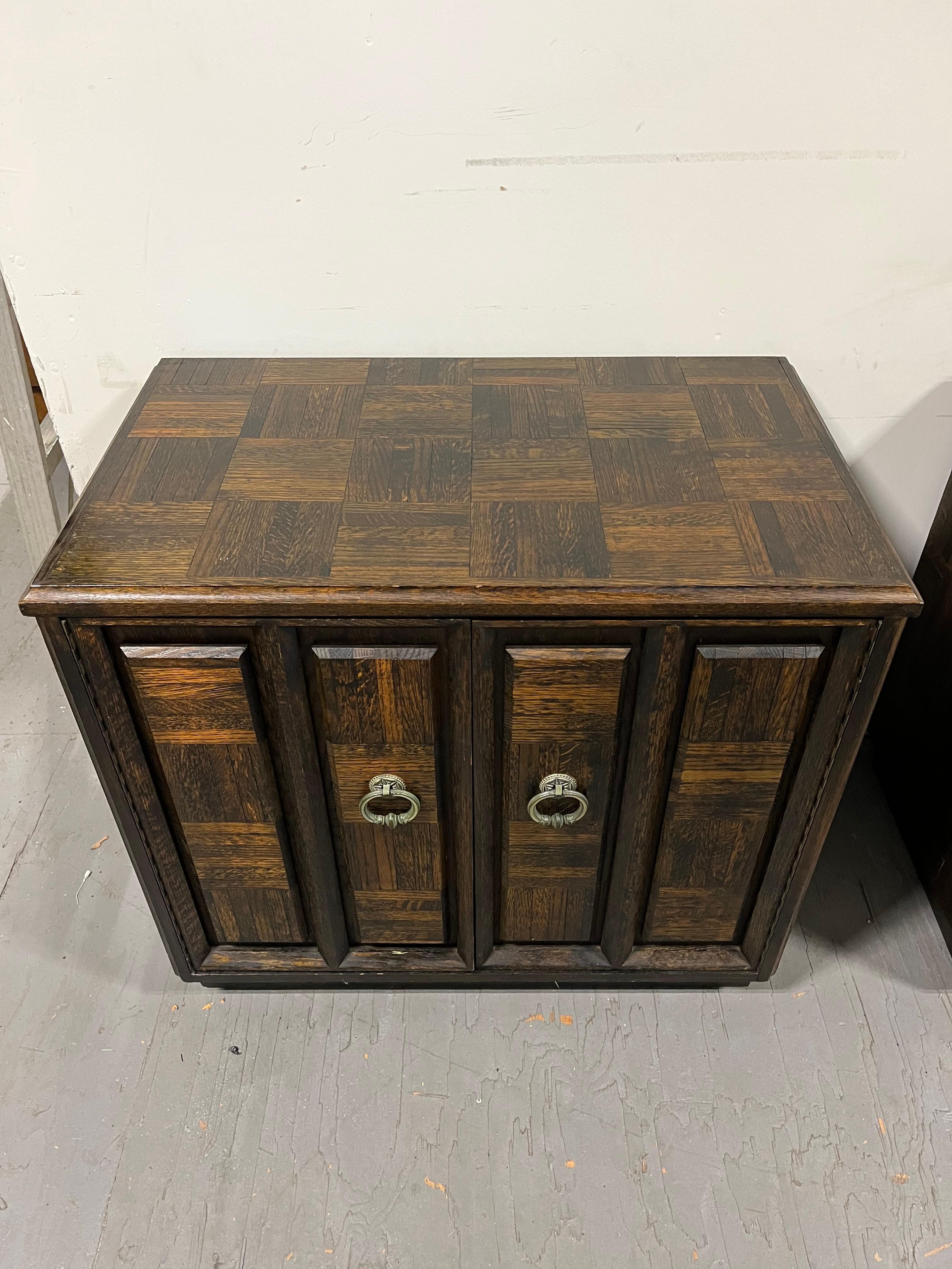 Mid-Century Modern Bibliothèques en Oak Oak brutalistes du milieu du siècle en vente