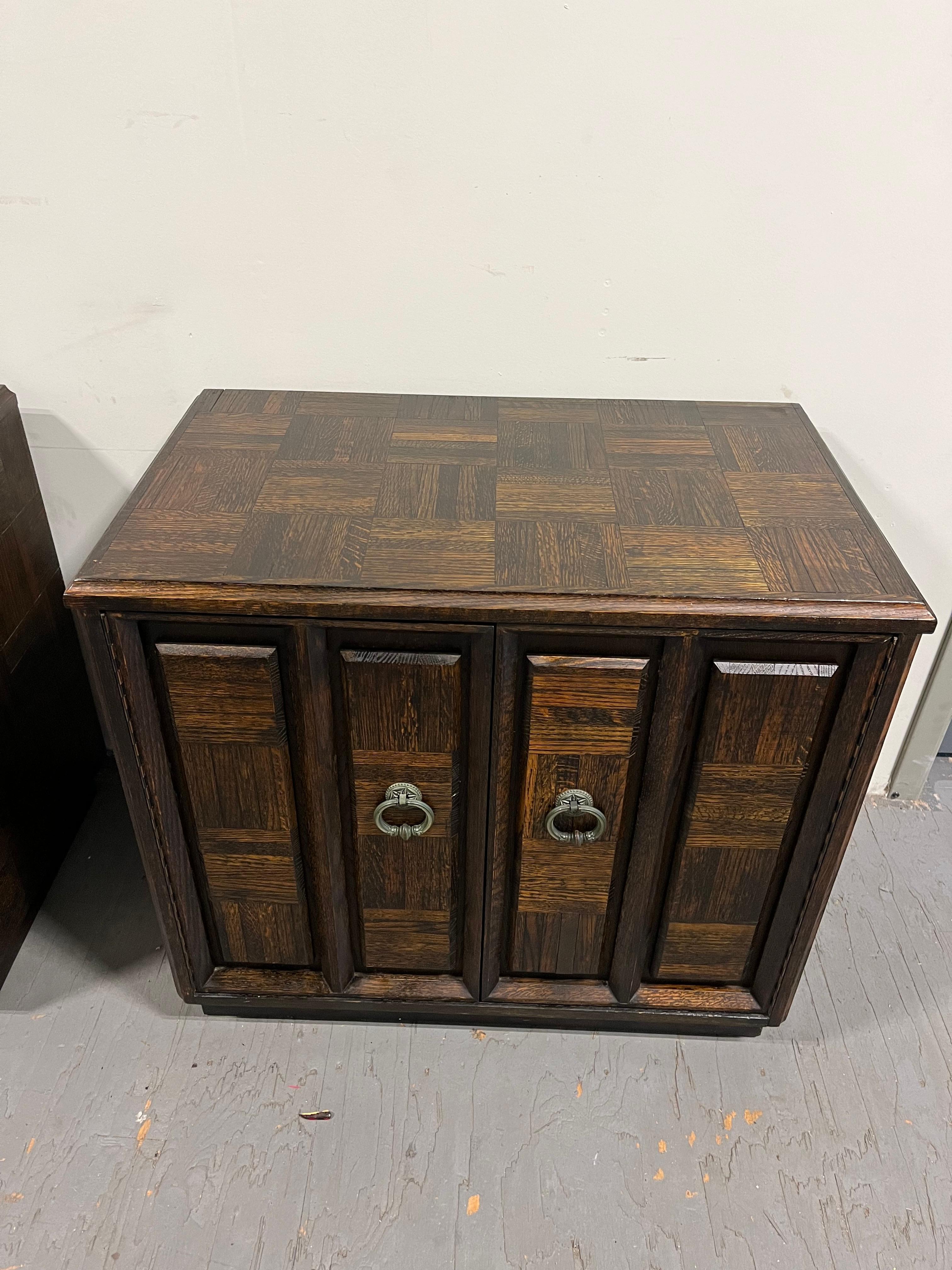 Américain Bibliothèques en Oak Oak brutalistes du milieu du siècle en vente