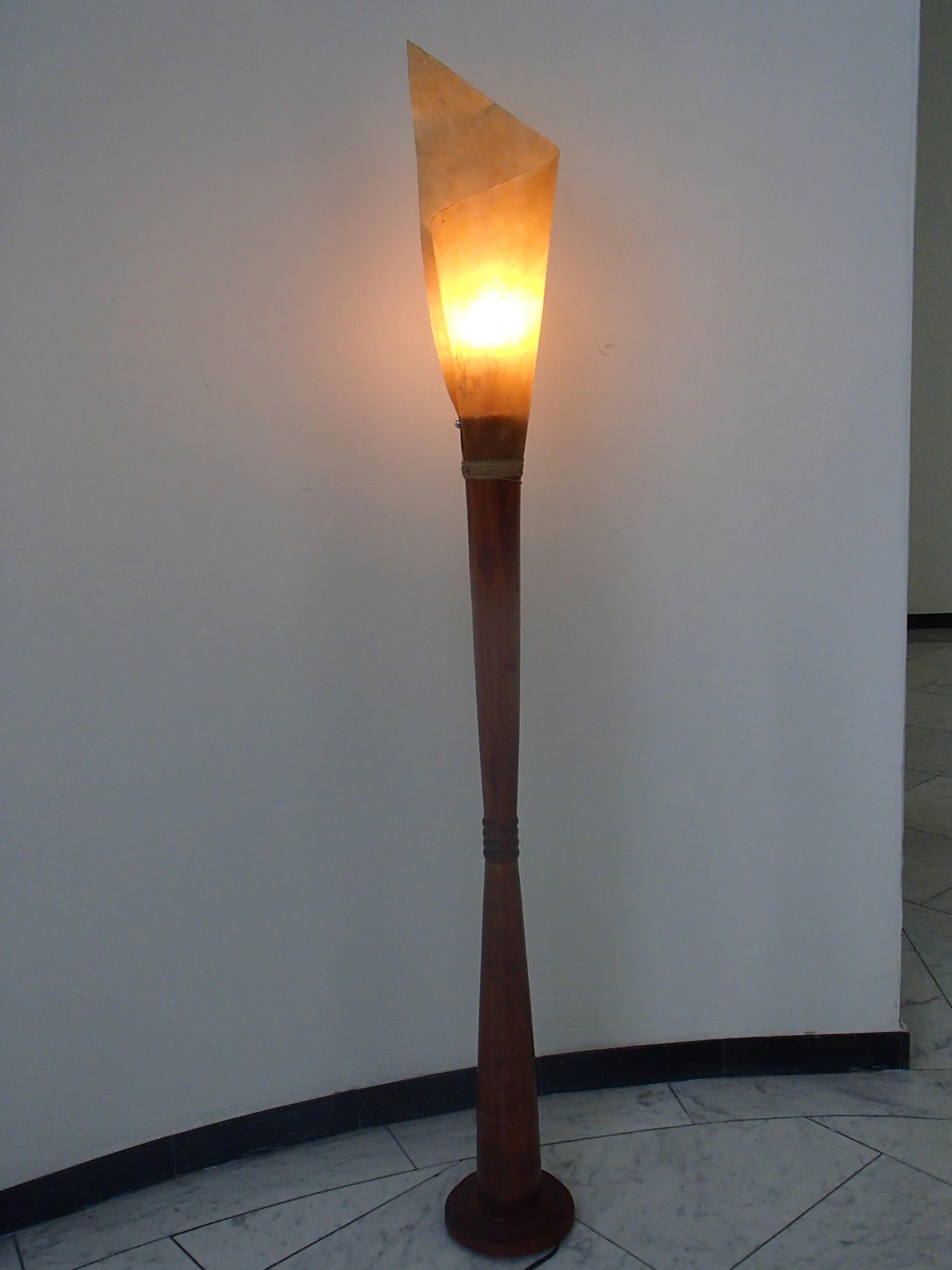 Midcentury Brutalist Pair Handmade Floor Lamps Wood and Rolled Skin Shades For Sale 6