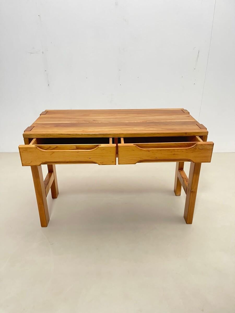 Mid-Century Brutalist Pine Drrawers Desk by Maison Regain, France 1960s For Sale 6