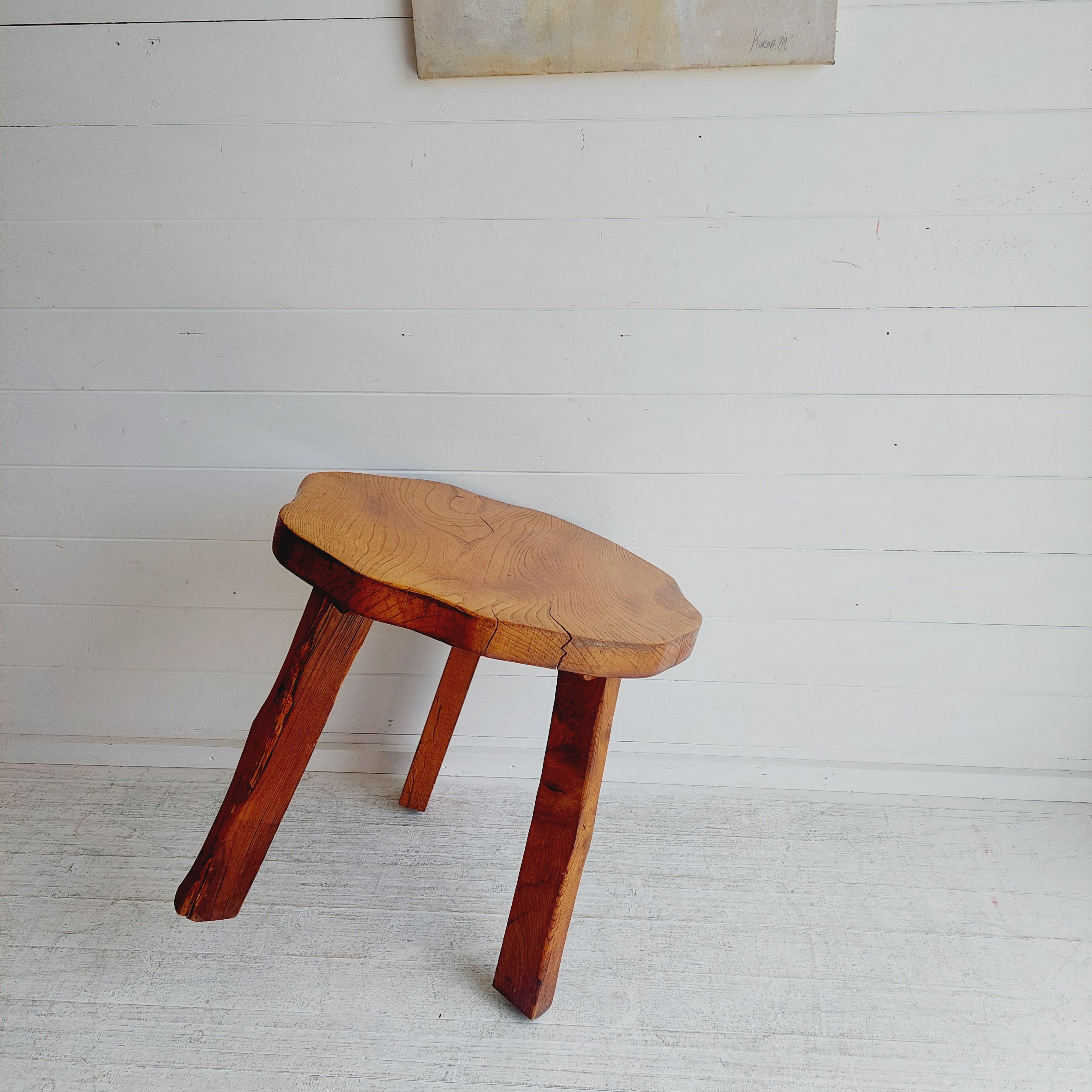 Mid Century Brutalist rustic side occasional coffee table, Wanderwood, 50s For Sale 8