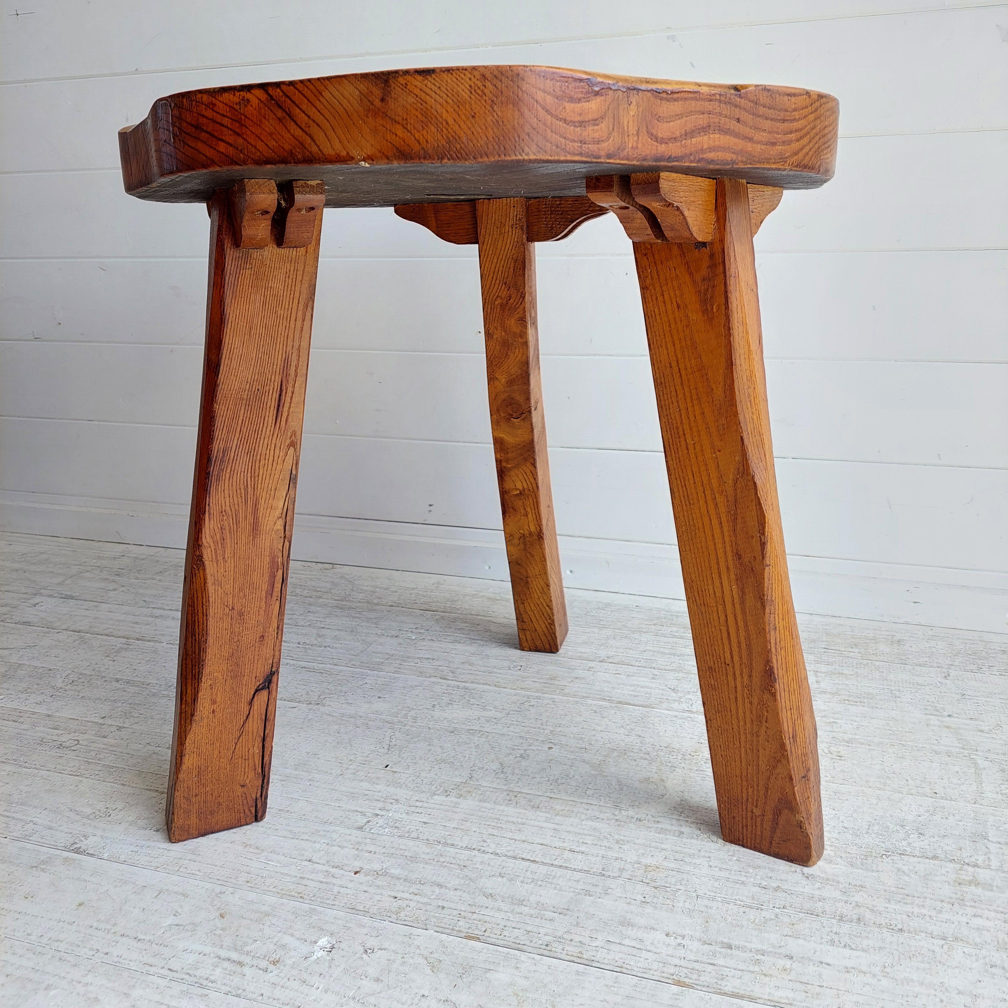 Mid Century Brutalist rustic side occasional coffee table, Wanderwood, 50s For Sale 9