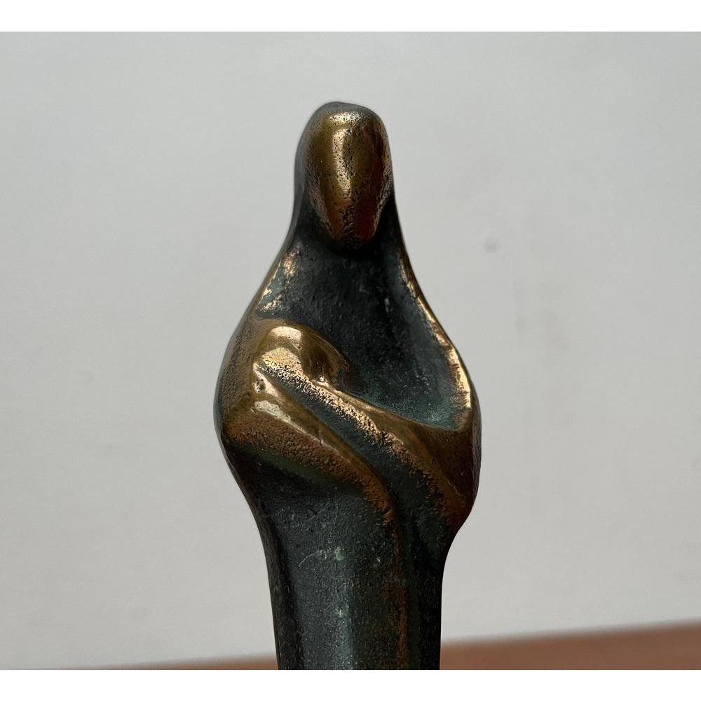 Figurina di Maria e Gesù in bronzo Sakral brutalista di metà secolo, anni '60 in vendita 3