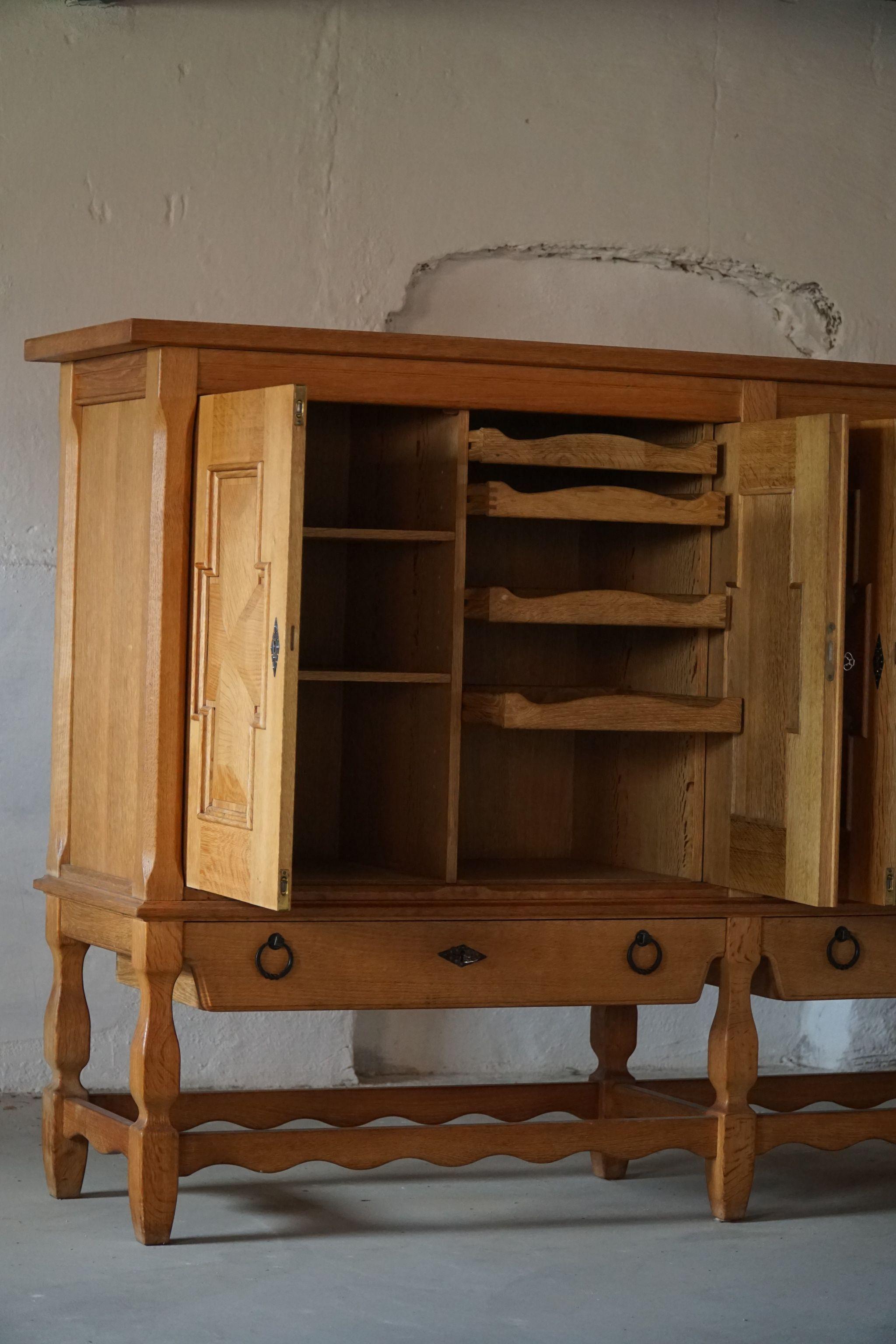 Mid Century Brutalist Sideboard in Solid Oak, Danish Cabinetmaker, Made in 1950s For Sale 8