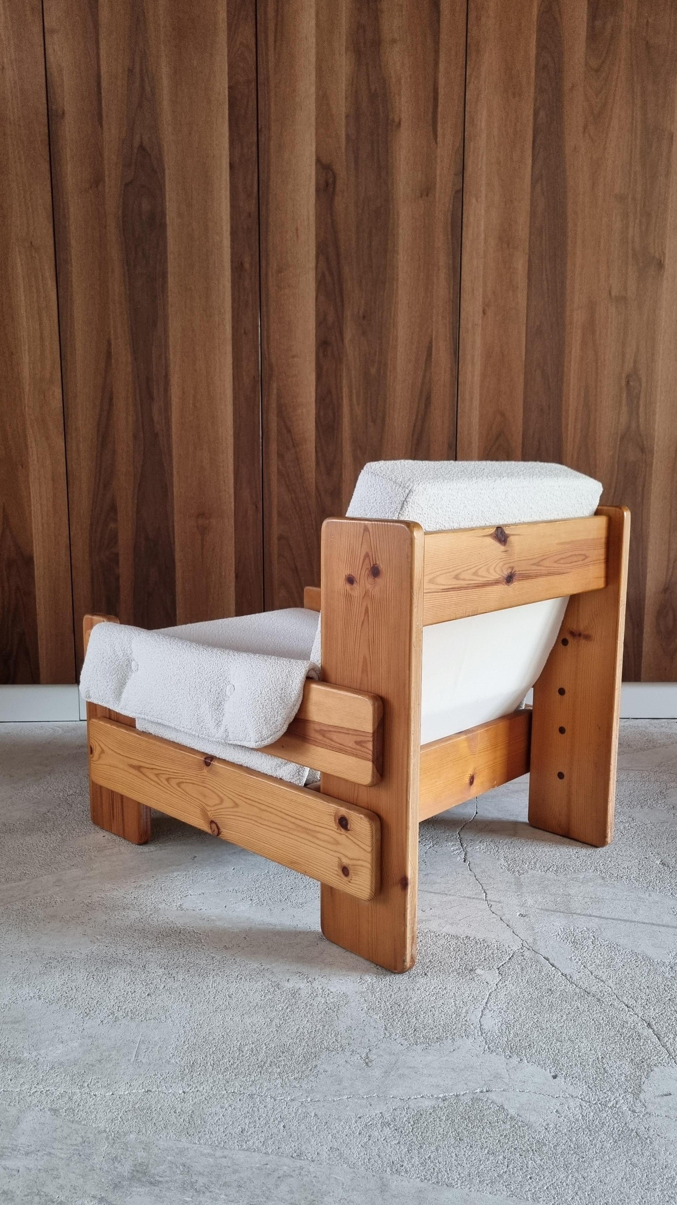 Mid-Century Brutalist Solid Pine Lounge Chair, Sweden, 1970s In Good Condition For Sale In Hilversum, NL