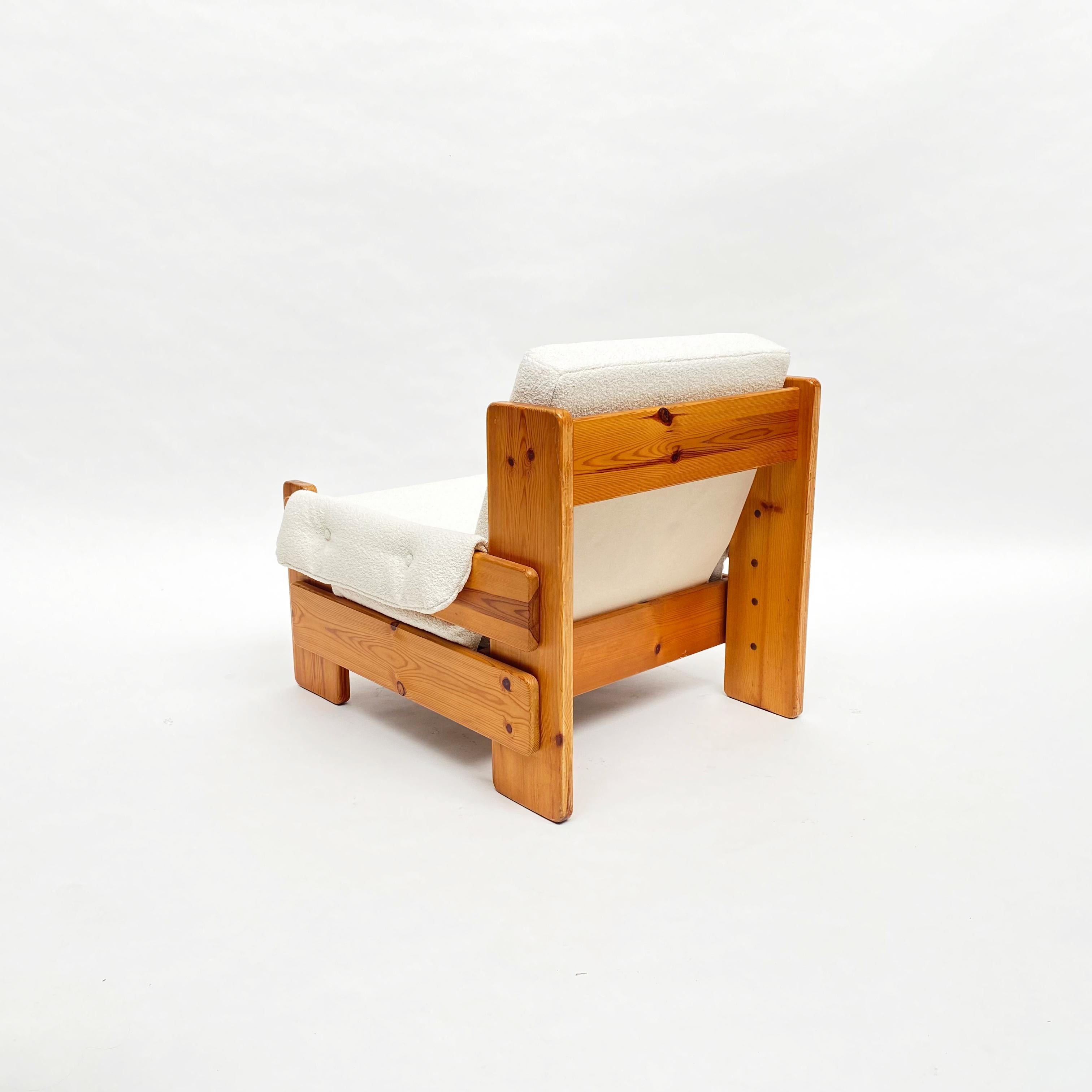 Mid-Century Brutalist Solid Pine Lounge Chair, Sweden, 1970s In Good Condition For Sale In Hilversum, NL