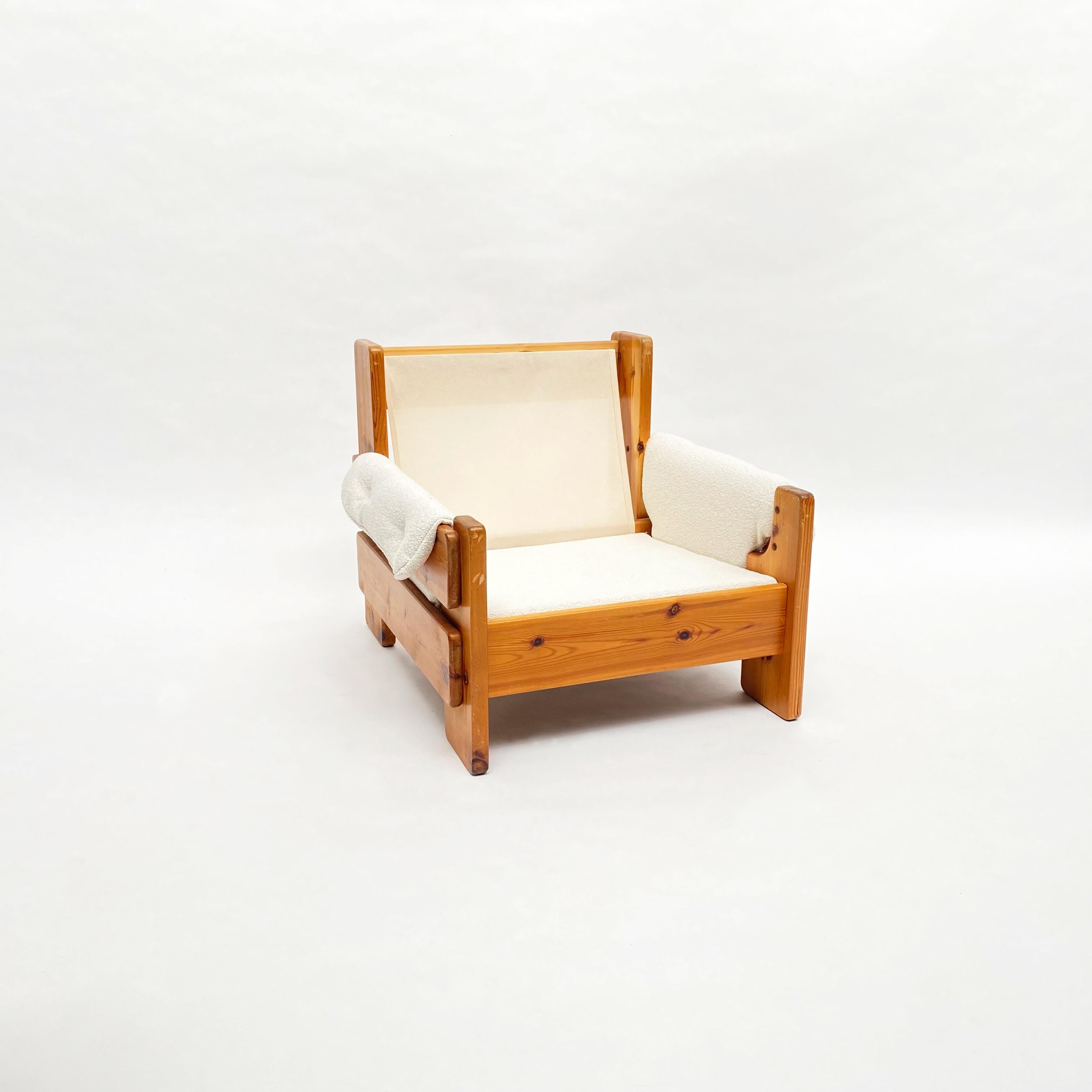 Bouclé Mid-Century Brutalist Solid Pine Lounge Chair, Sweden, 1970s For Sale