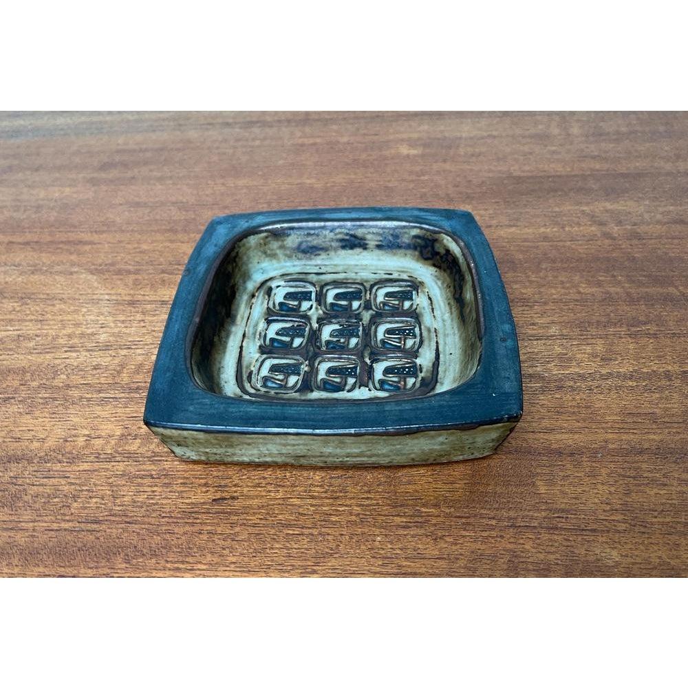 Mid-Century Brutalist Stoneware Bowl by Jorgen Mogensen for Royal Copenhagen For Sale 4