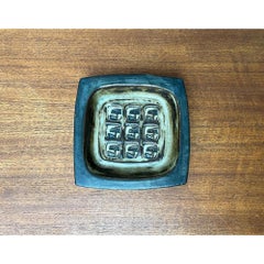 Ciotola in gres brutalista di metà secolo di Jorgen Mogensen per Royal Copenhagen