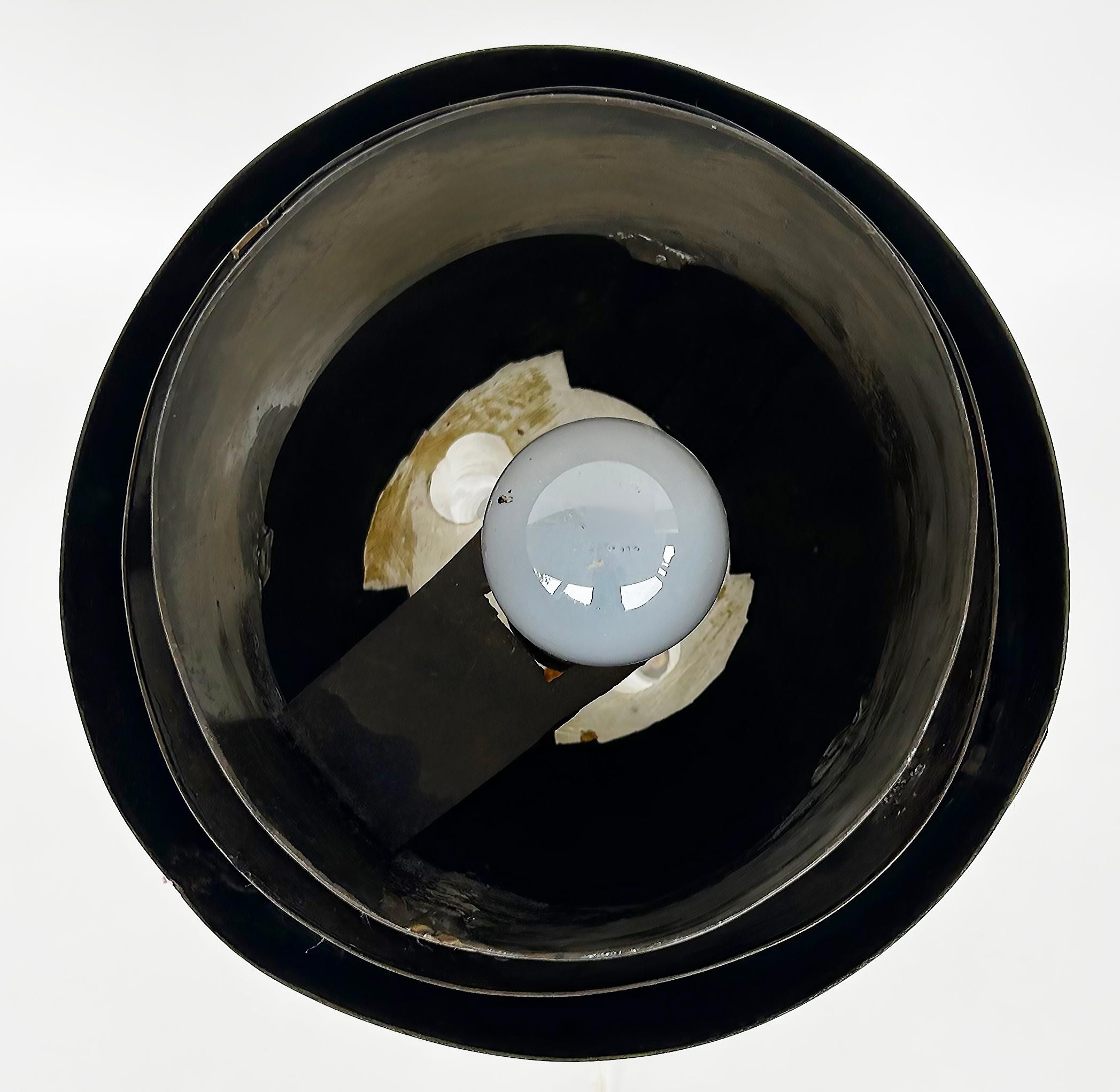 Lampe de table Brutalist Studio Craft du milieu du siècle en Lucite, laiton en vente 5