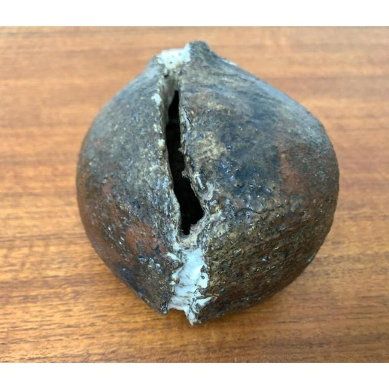 Mid-Century Brutalist Studio Pottery Art Sculpture, 1960s, in Very Good conditions. Designed 1960 to 1969.

Additional information:
Materials: Ceramic
Color: Brown
Styles: Brutalist, Mid-Century Modern
Art Subjects: Abstract
Item Type: Vintage,