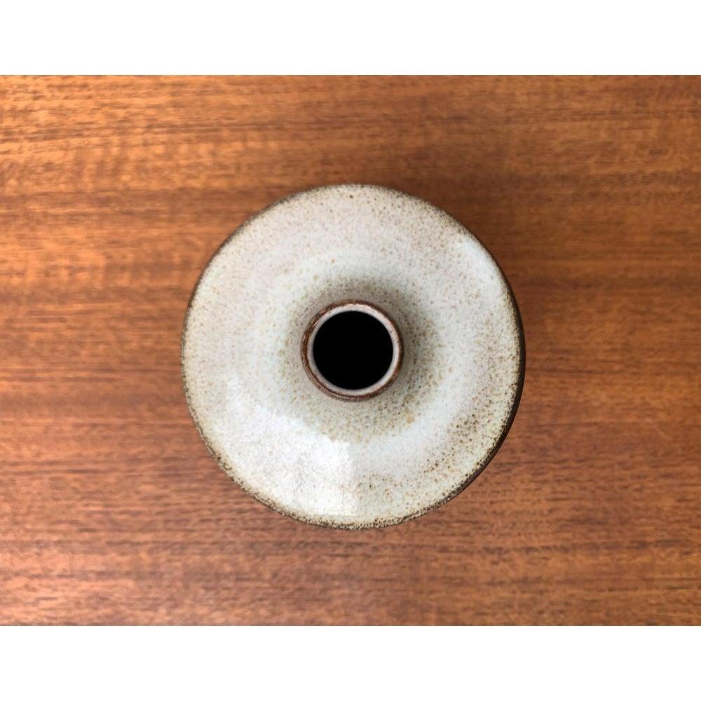 Mid-Century Brutalist Studio Pottery Vase by Johannes Lessmann, Essen, 1960s In Excellent Condition For Sale In Hamburg, DE