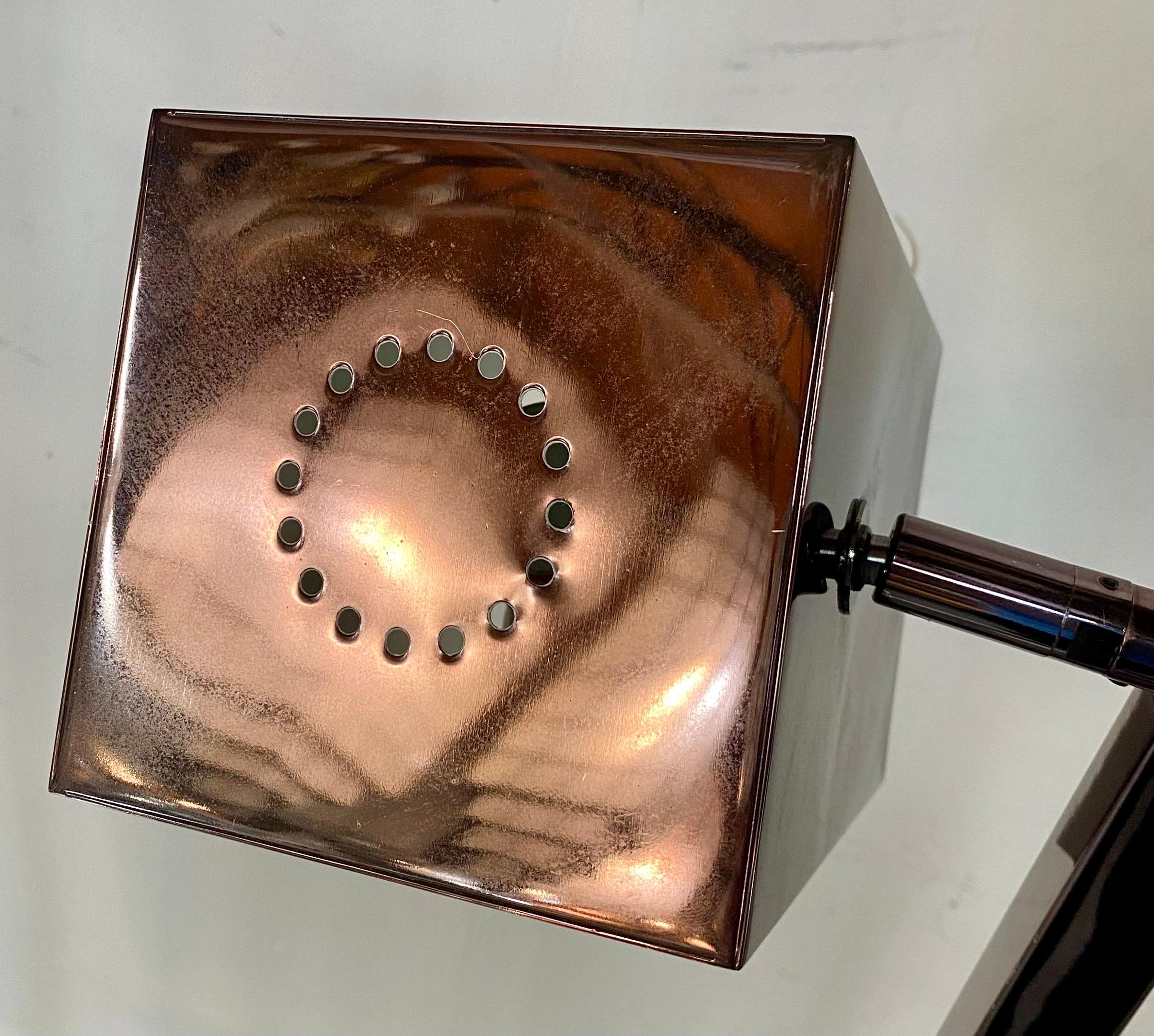 Lampada da terra cubista con finitura in rame di Robert Sonneman, una coppia in vendita 1