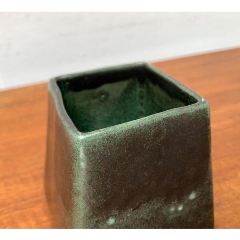 Brutalistische Vase aus der Jahrhundertmitte von BKW Böttger Keramik Wandsbek, Hamburg, 1960er Jahre im Angebot 1