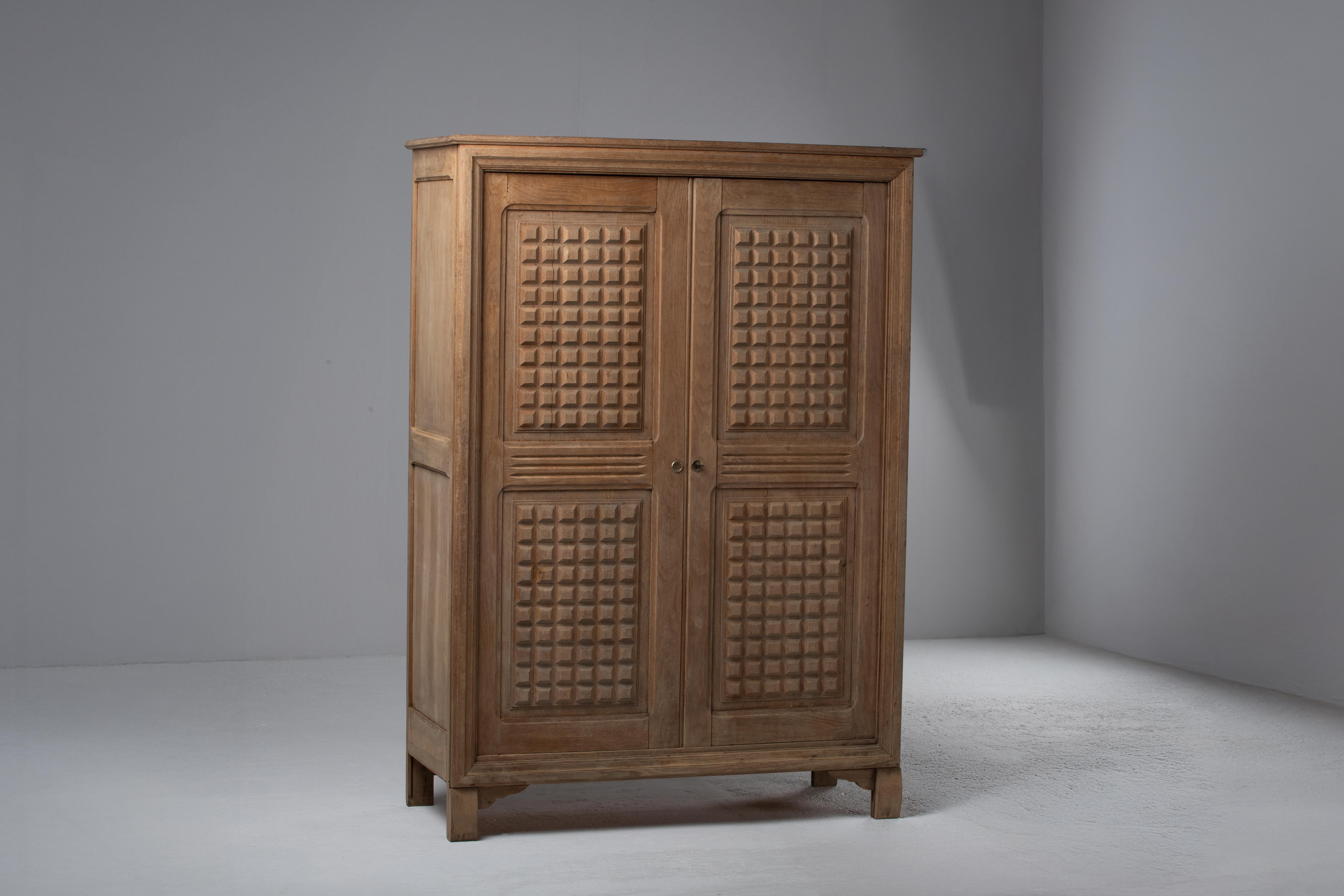 Mid-Century Brutalist Wardrobe, France, 1960 In Good Condition In Kaštel Sućurac, Splitsko-dalmatinska županija