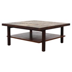 Table basse ou table d'appoint du milieu du siècle Brutalist à cadre en wengé et plateau en pierre avec étagère