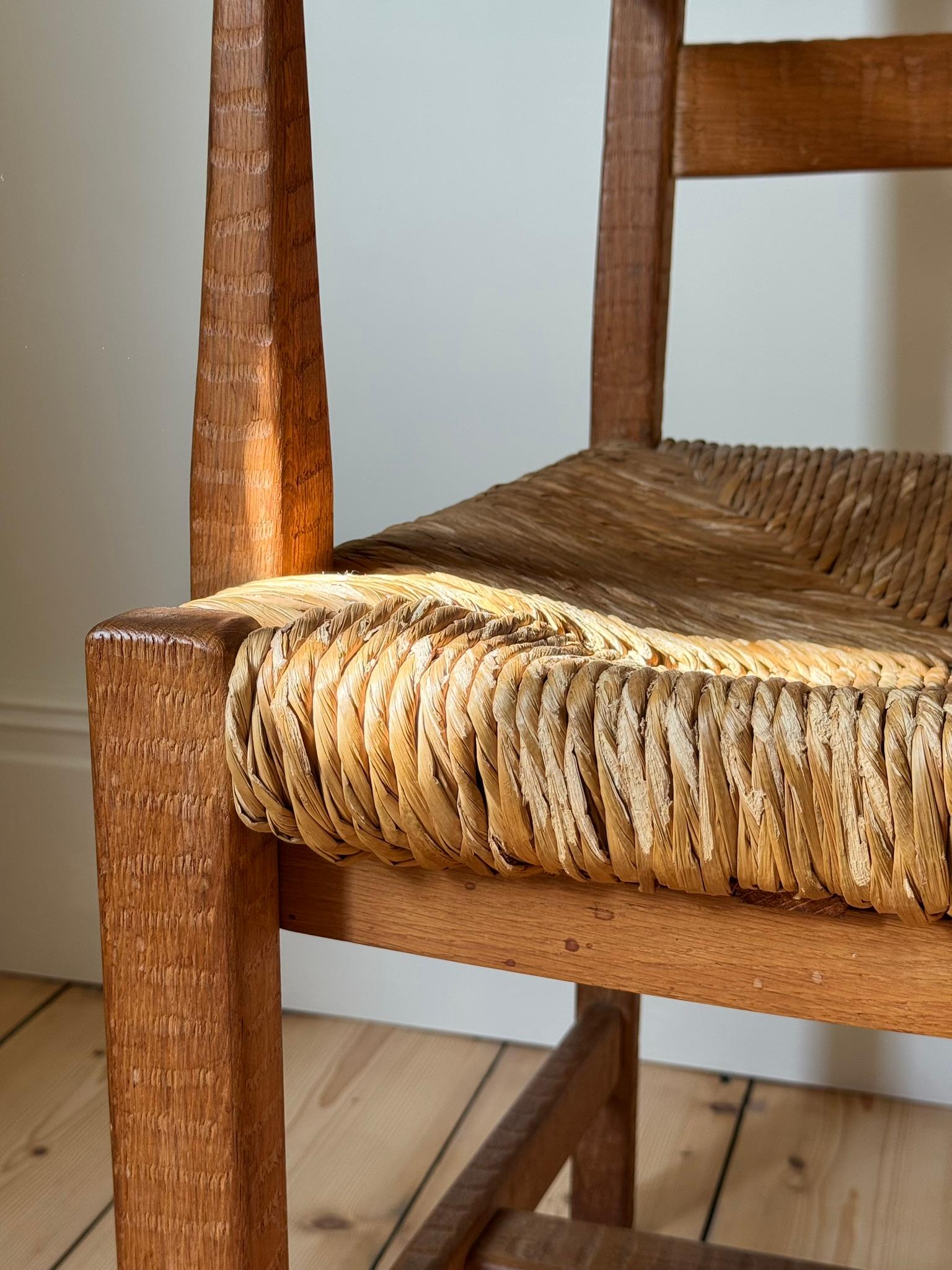 Sillón de madera brutalista de mediados de siglo Madera en venta