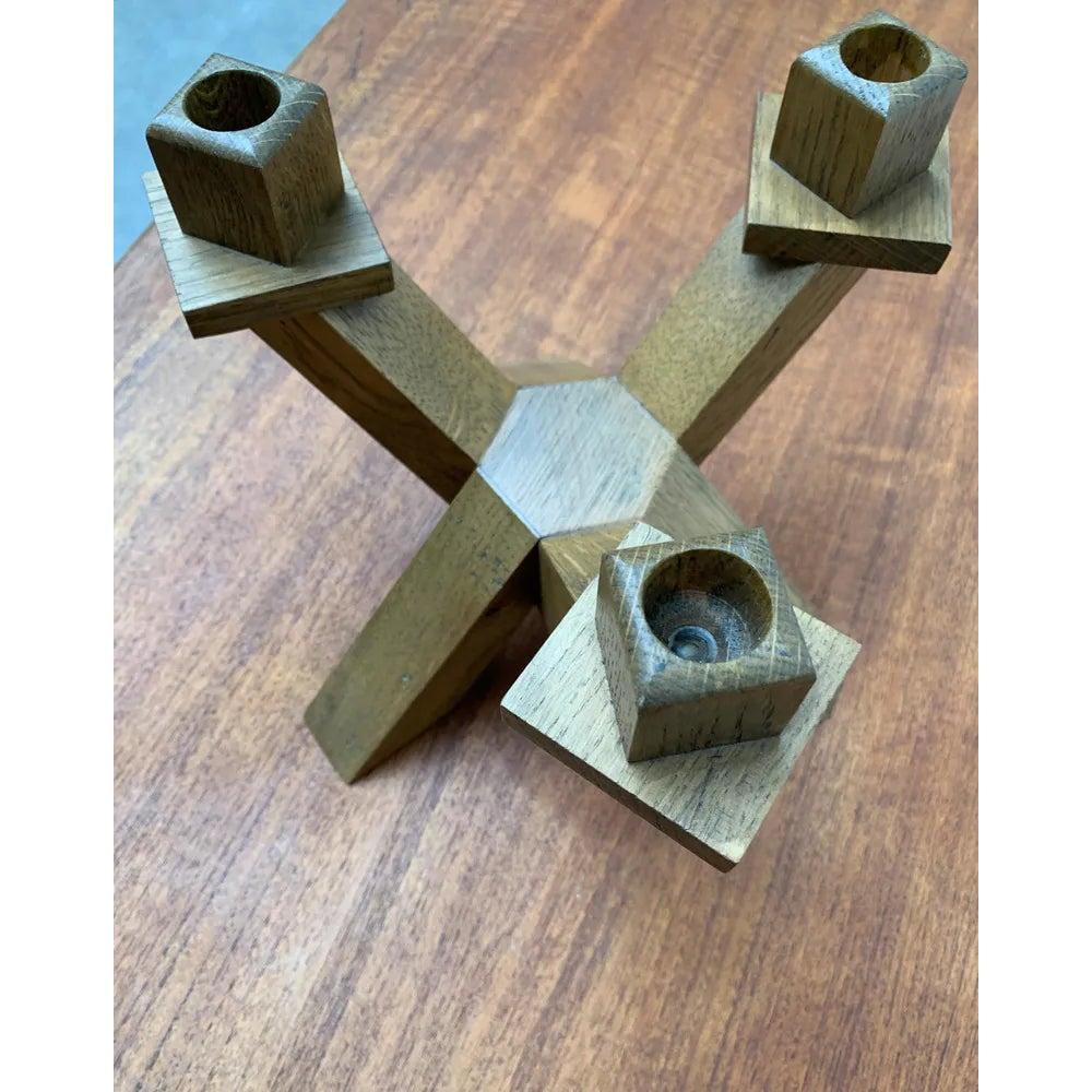 Brutalistischer Holz-Kerzenhalter aus der Jahrhundertmitte, 1960er Jahre (Brutalismus) im Angebot