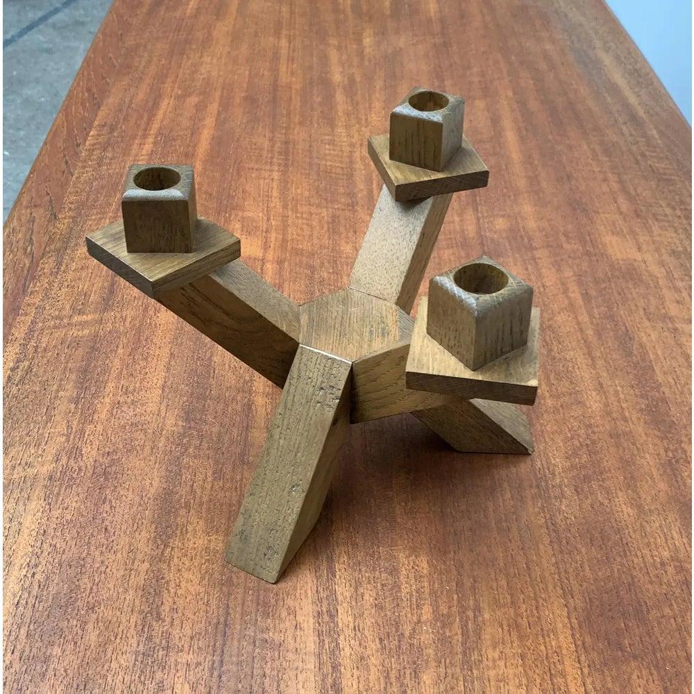 Brutalistischer Holz-Kerzenhalter aus der Jahrhundertmitte, 1960er Jahre im Angebot 4