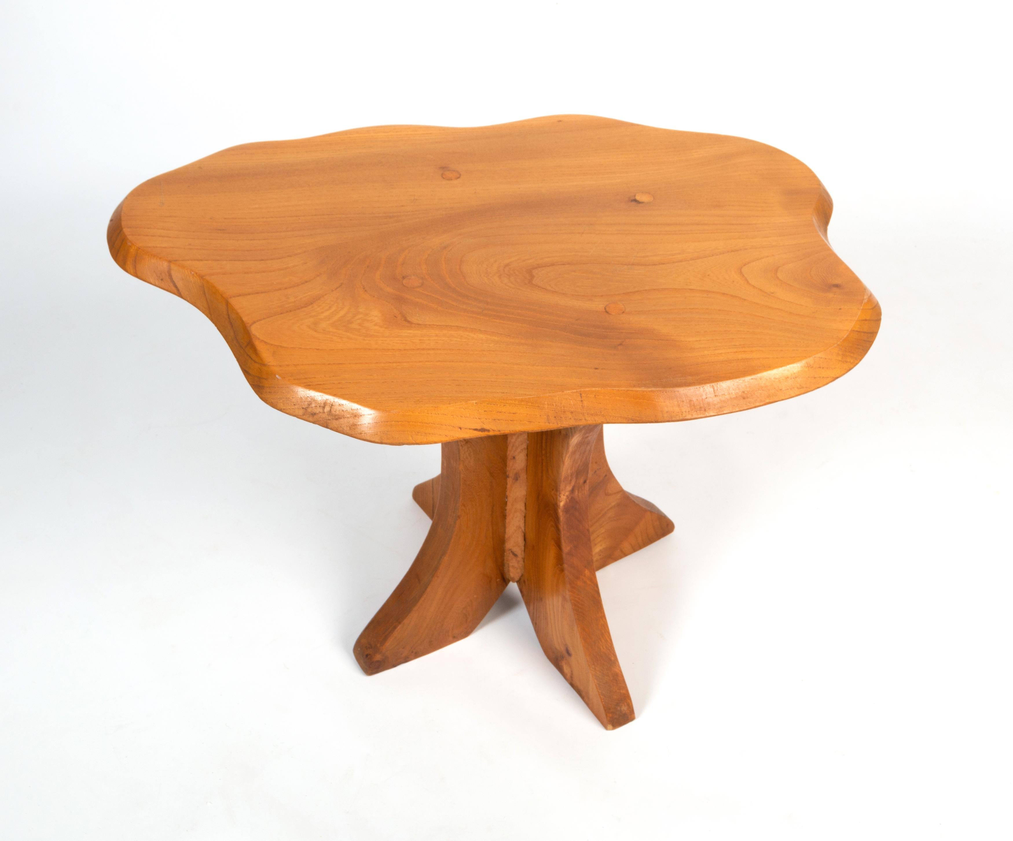 Midcentury Brutalist Yew Wood Sculptural Side Table England, circa 1970 For Sale 1