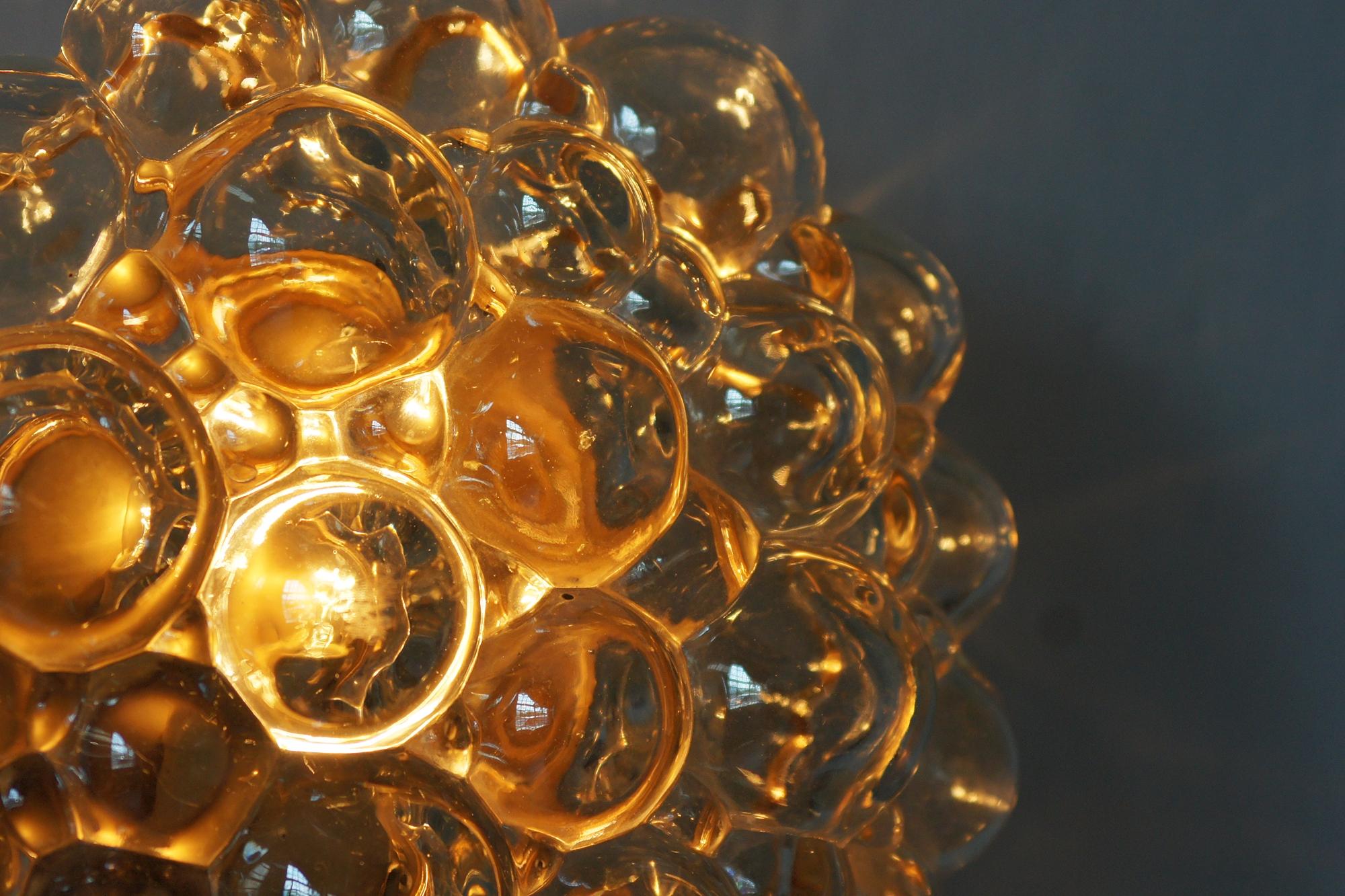 Applique à bulles du milieu du siècle par Helena Tynell, années 1960 en vente 1