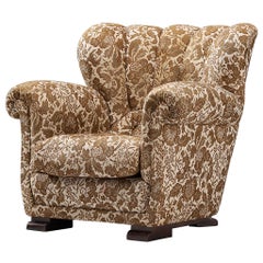 Mid-Century Bulky Lounge Chair in Patterned Upholstery
