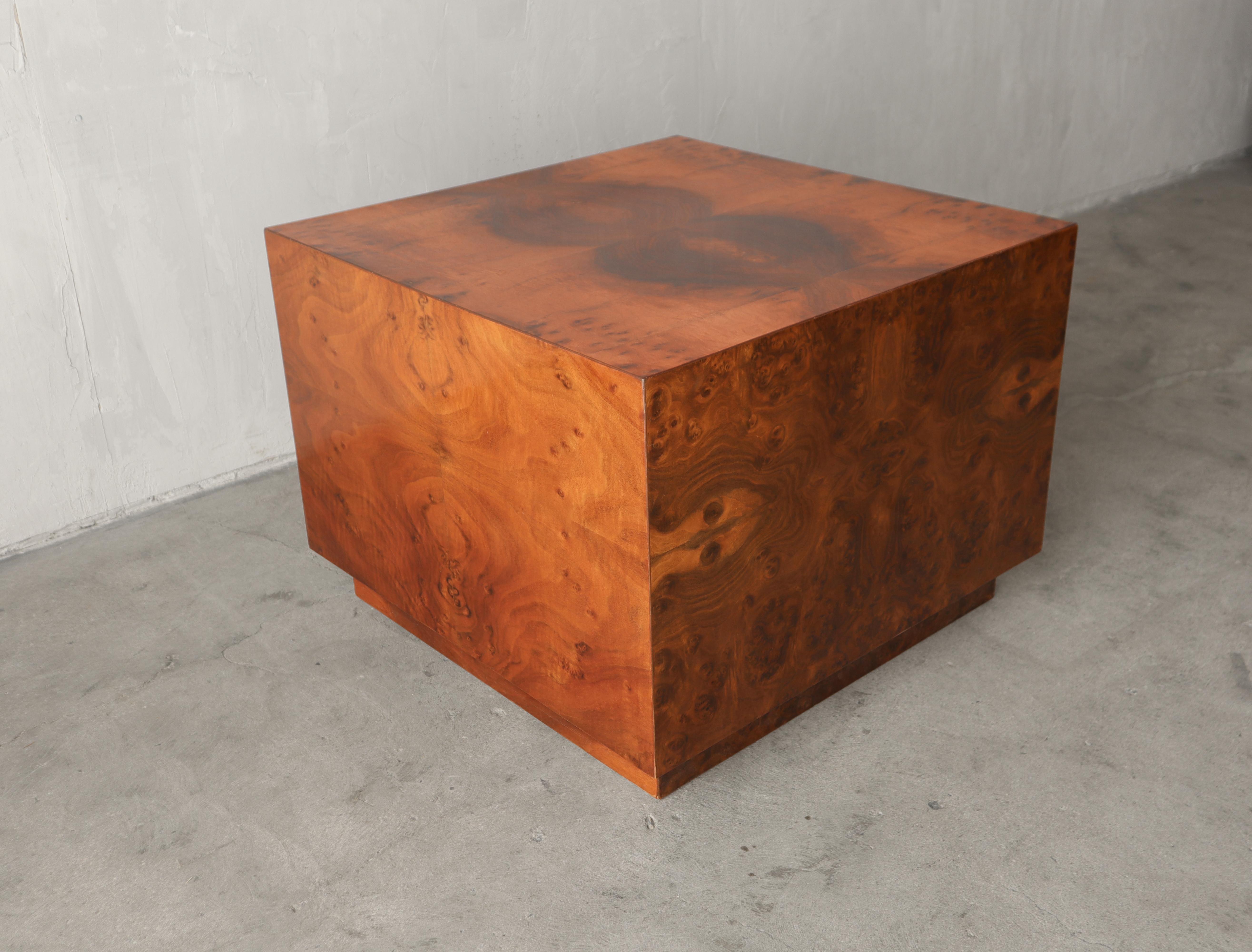 Stunning walnut burl cube by Milo Baughman for Thayer Coggin.  A great piece used as a small coffee table, large side table or pedestal.

Matching coffee table and console with ottomans are available in a separate listing.

Table is in excellent