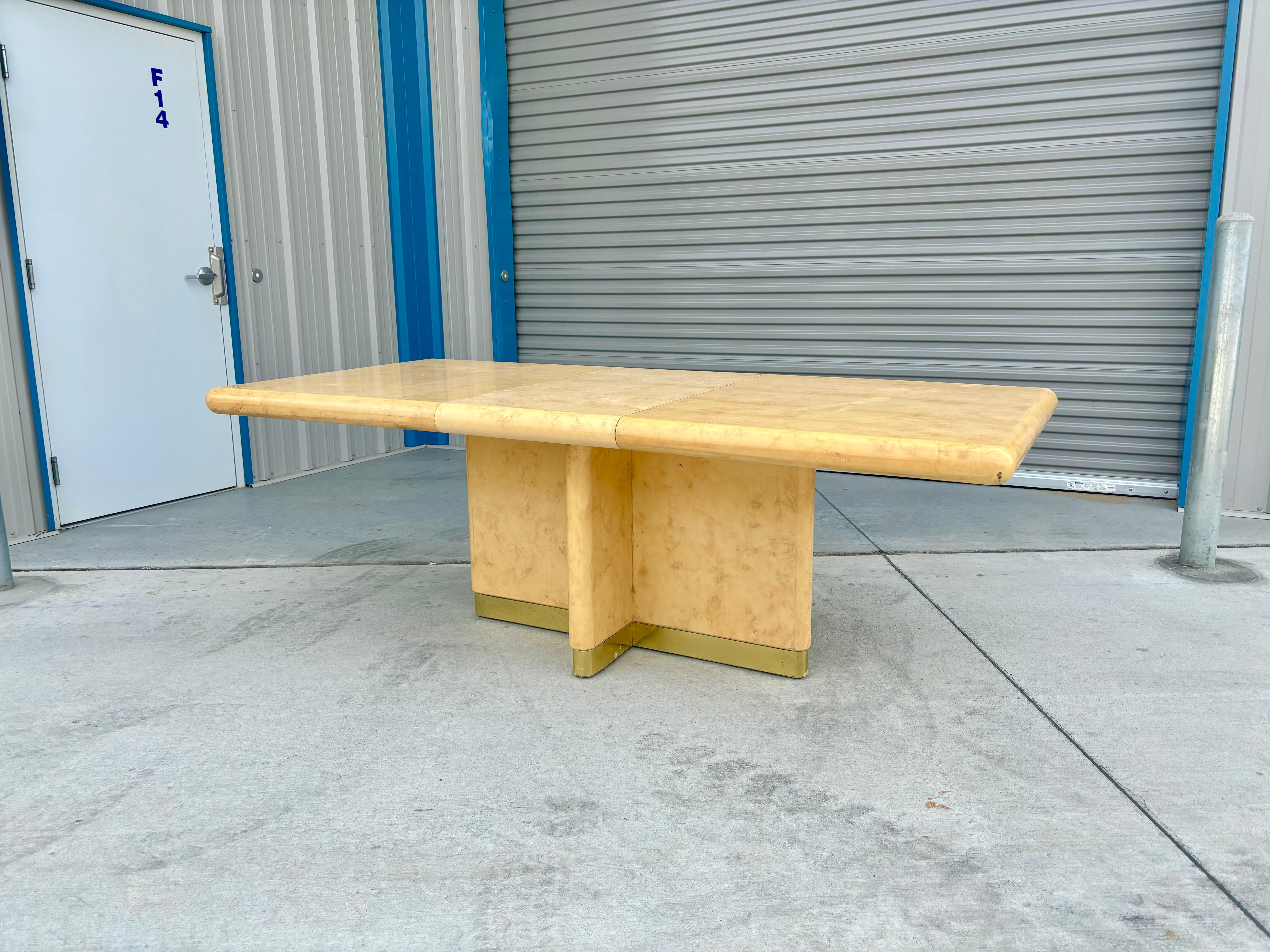 Table de salle à manger en loupe du milieu du siècle, 1970 en vente 3
