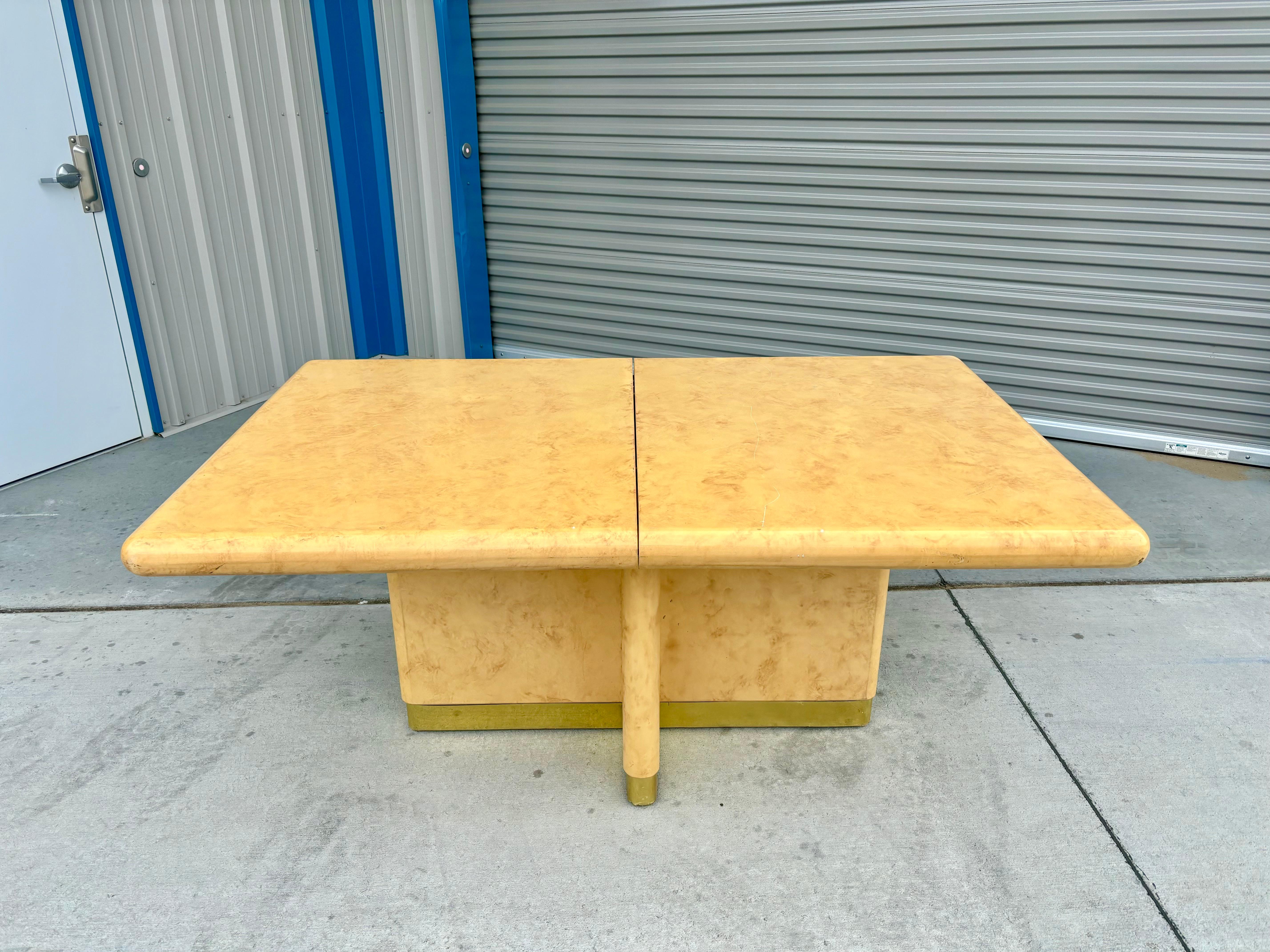 Mid-Century Modern Table de salle à manger en loupe du milieu du siècle, 1970 en vente