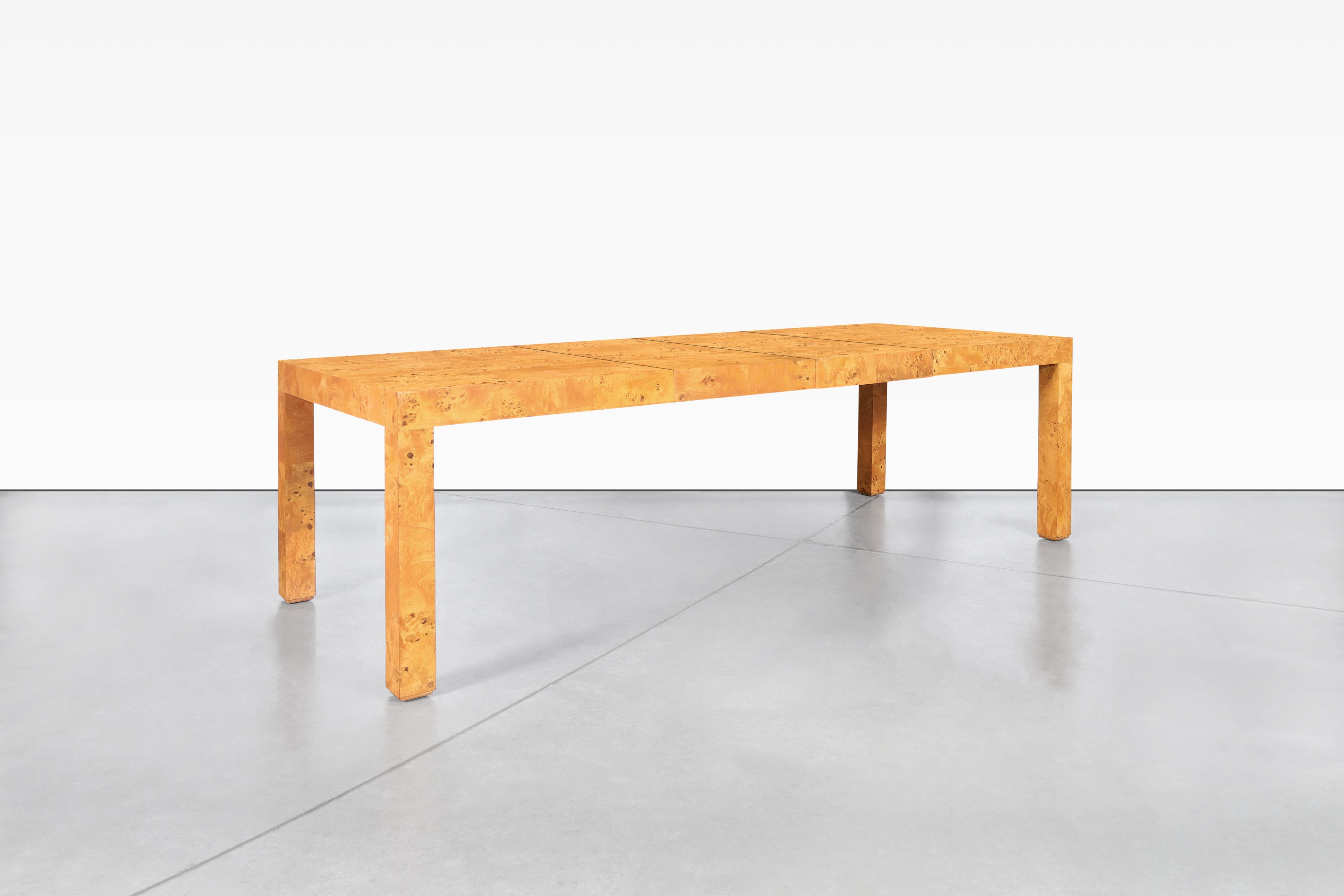 Table de salle à manger en broussin du milieu du siècle dernier de Milo Baughman pour Thayer Coggin Excellent état - En vente à North Hollywood, CA