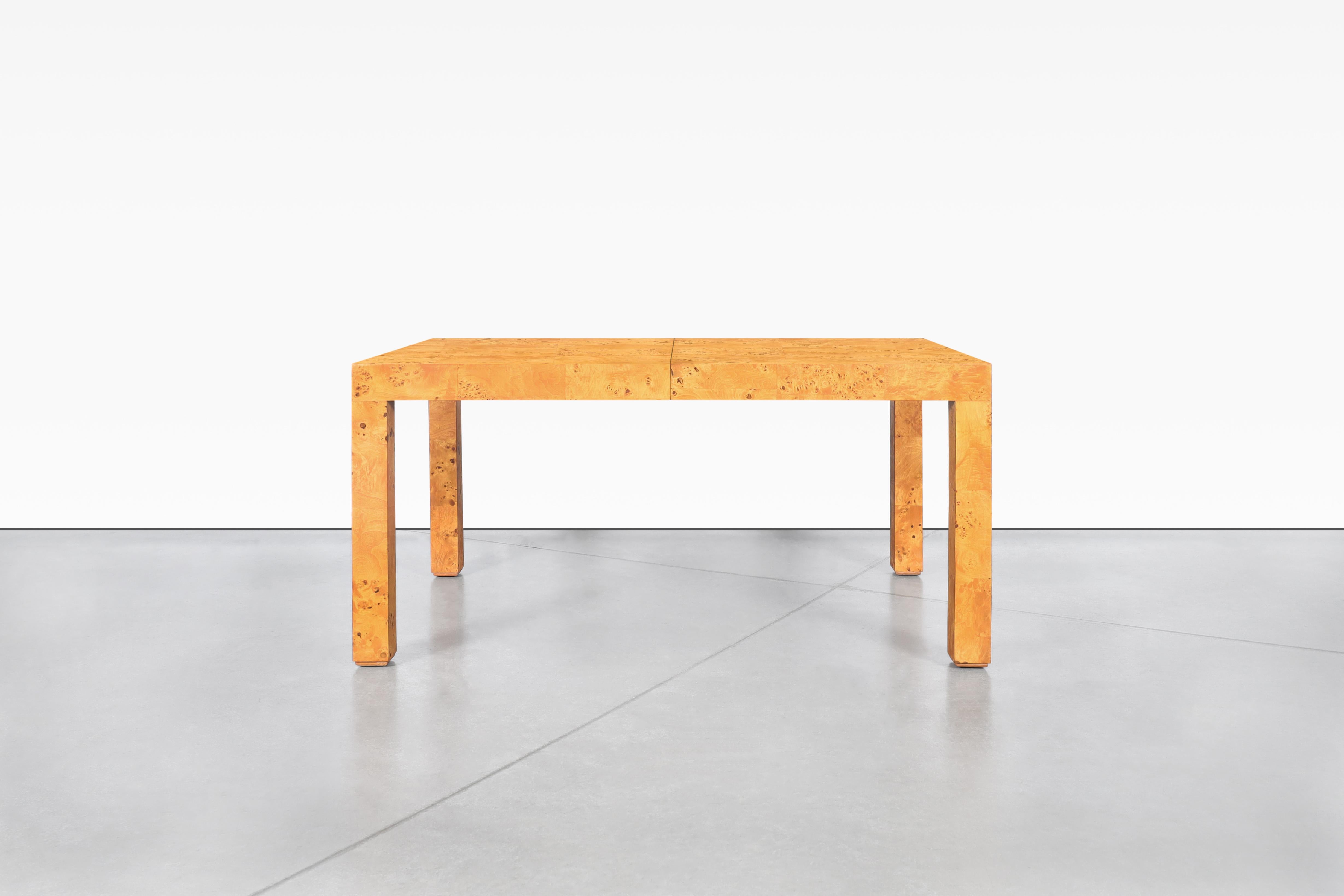 Broussin Table de salle à manger en broussin du milieu du siècle dernier de Milo Baughman pour Thayer Coggin en vente