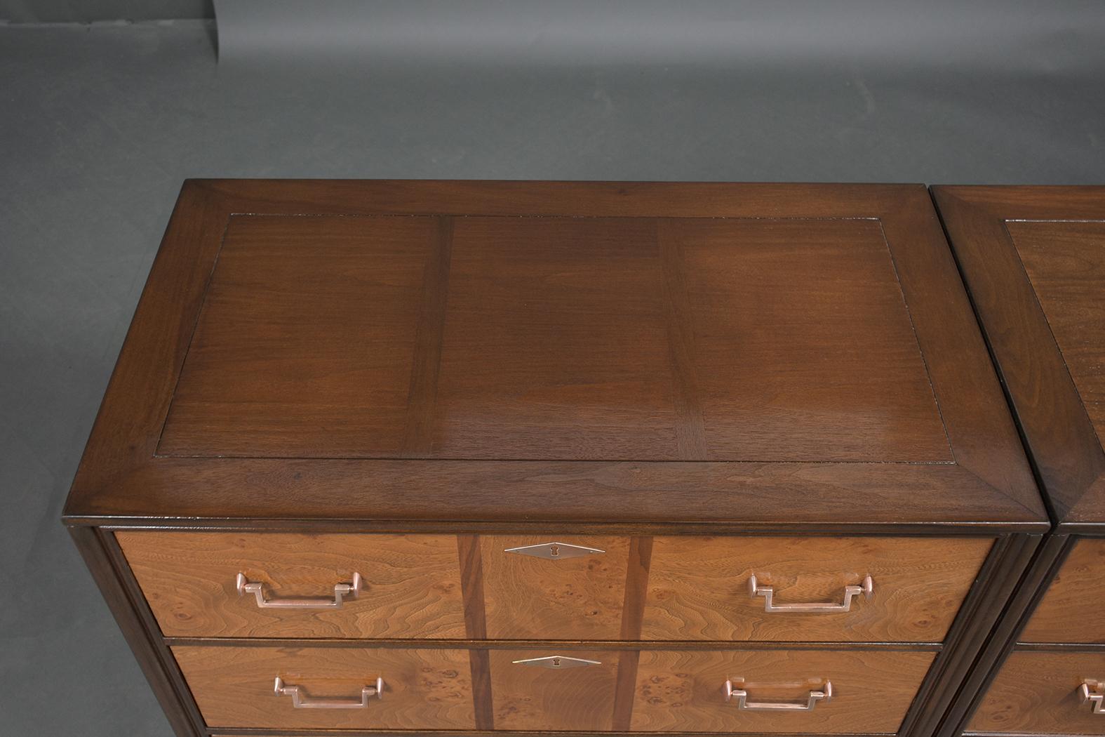 Lacquered Vintage Burled Chest of Drawers with Brass Handles - Mid-Century Elegance For Sale